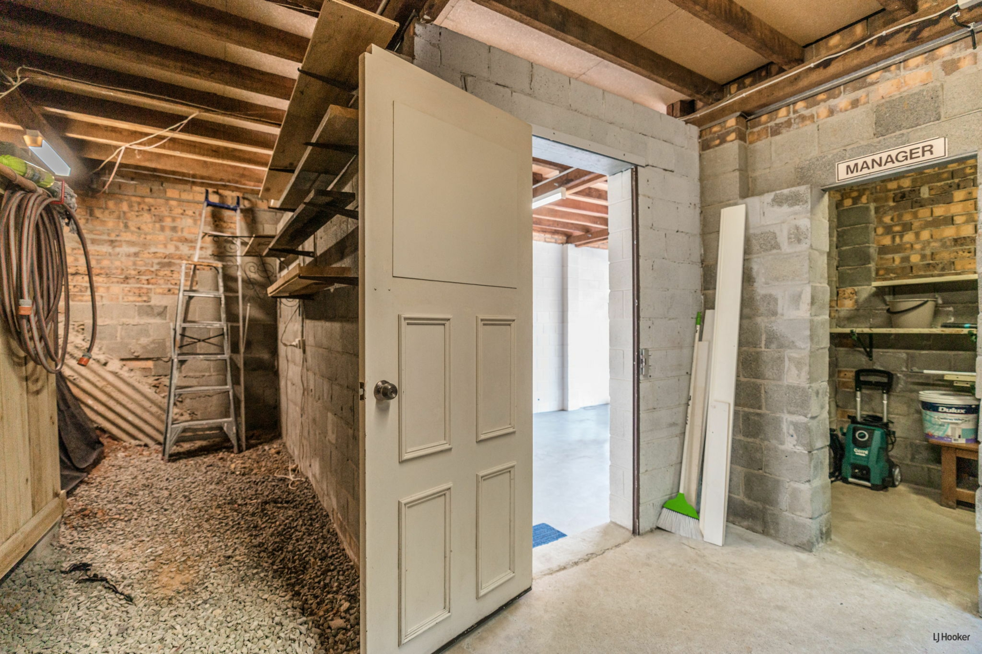 1/23 Martinelli Avenue, BANORA POINT