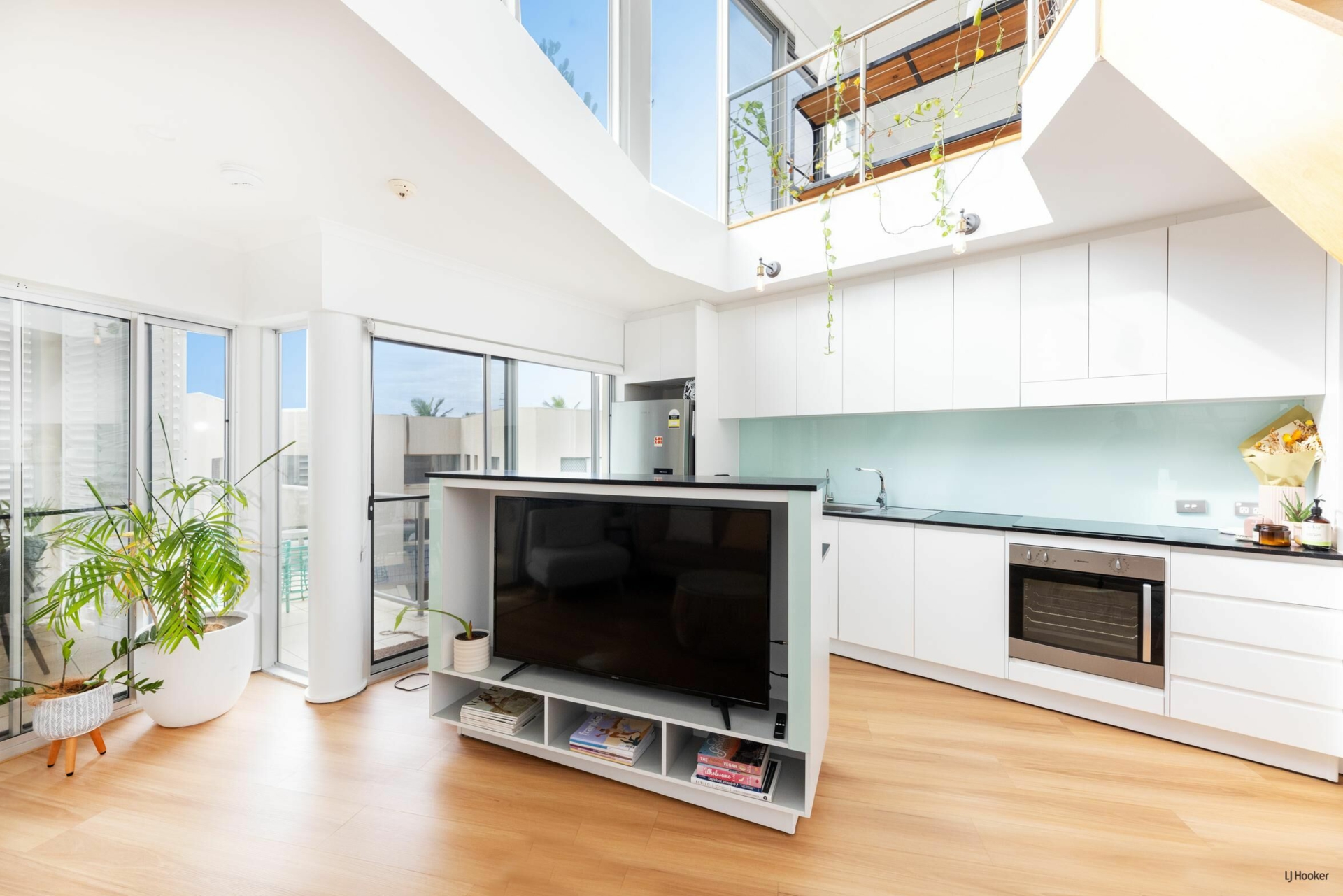 16/479-483 Golden Four Drive, TUGUN