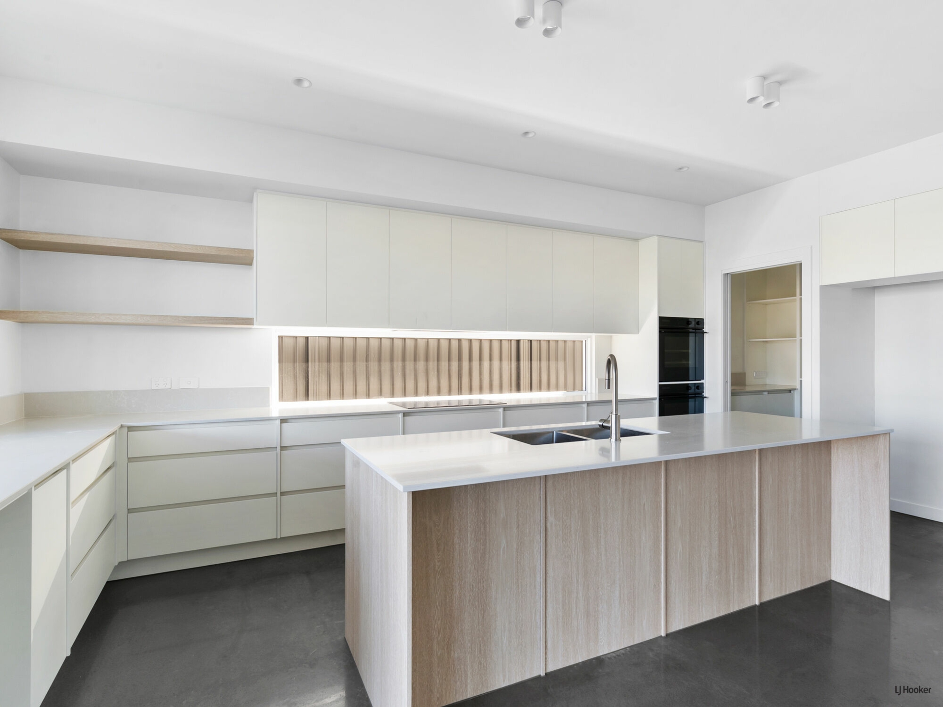 2/10 Rosewood Avenue, BOGANGAR