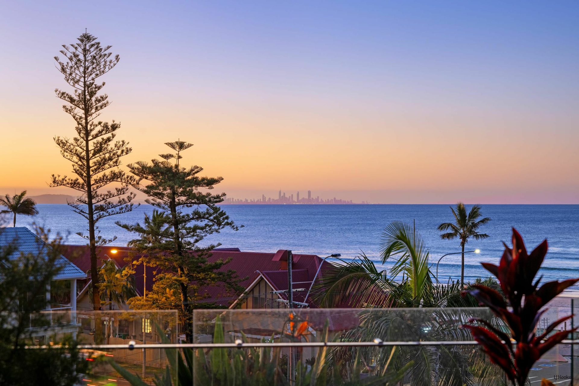 2/121-127 Musgrave Street, COOLANGATTA