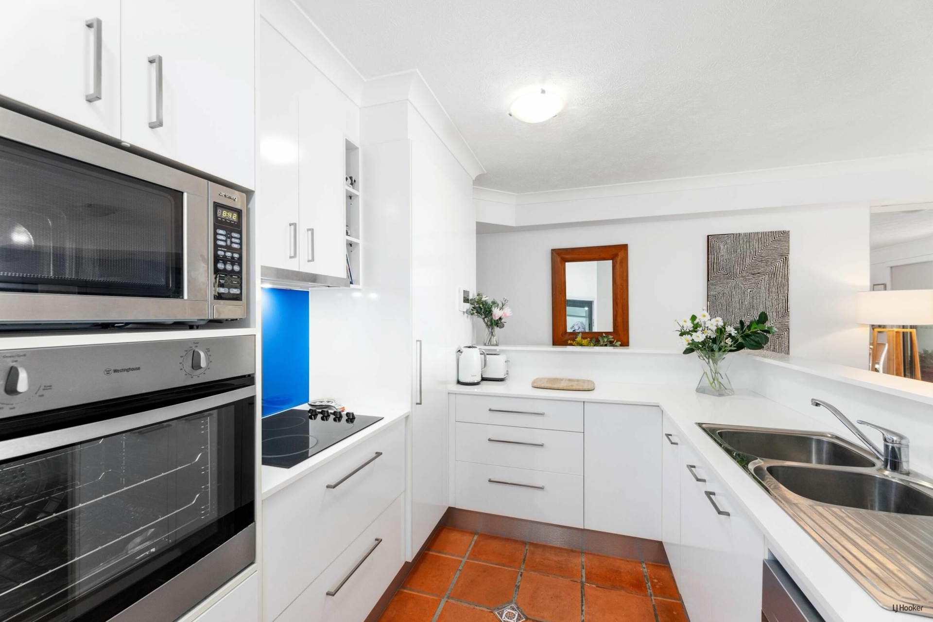 2/121-127 Musgrave Street, COOLANGATTA