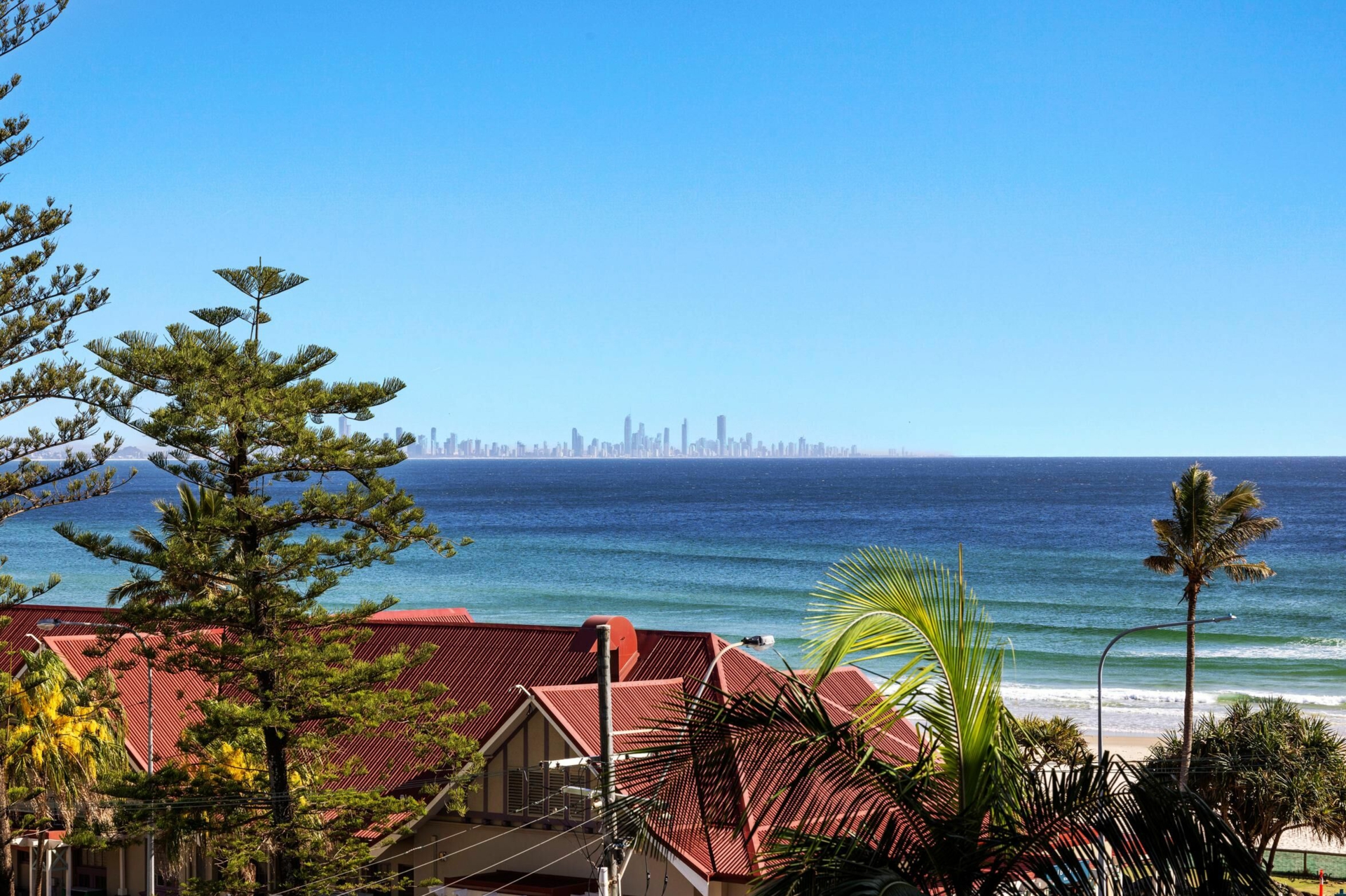 2/121-127 Musgrave Street, COOLANGATTA