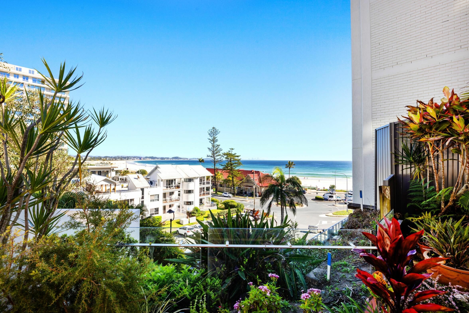 2/121-127 Musgrave Street, COOLANGATTA
