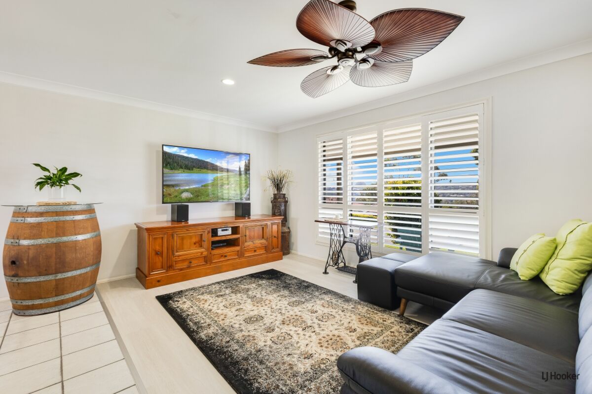 72 Glen Ayr Drive, BANORA POINT
