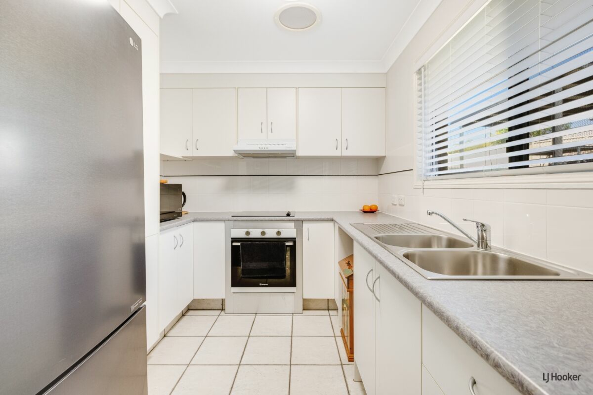 72 Glen Ayr Drive, BANORA POINT