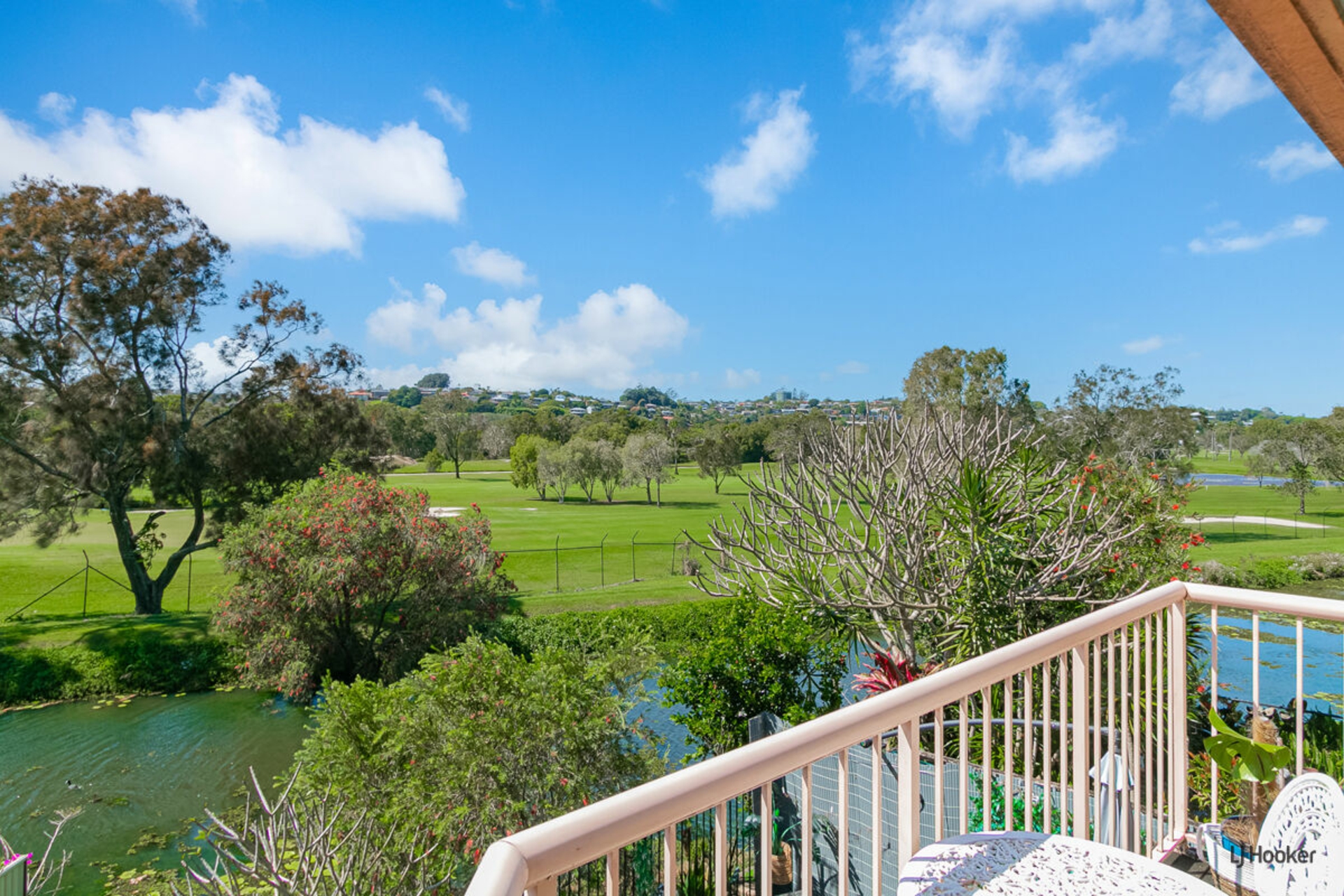 9/291 Darlington Drive, BANORA POINT