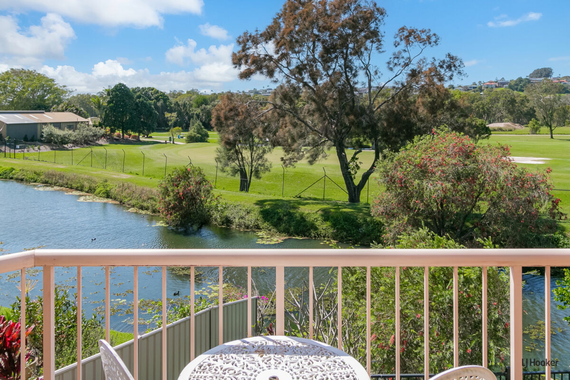 9/291 Darlington Drive, BANORA POINT