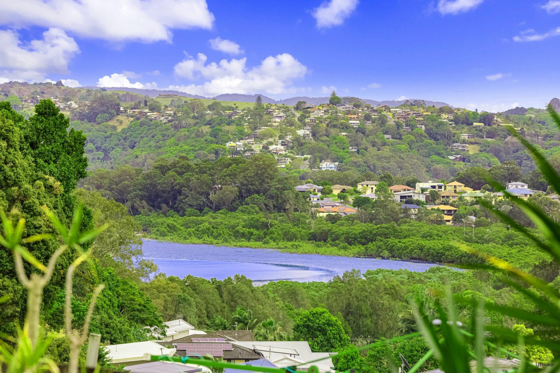 2/18 Satinash Terrace, BANORA POINT