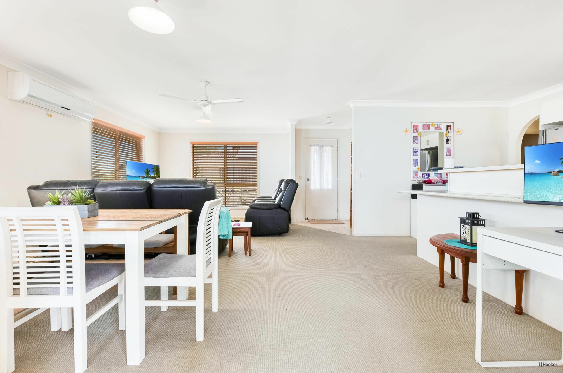 2/18 Satinash Terrace, BANORA POINT
