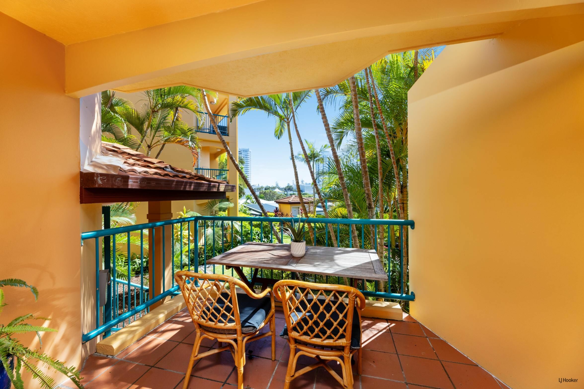 5/27-29 Dutton Street, COOLANGATTA