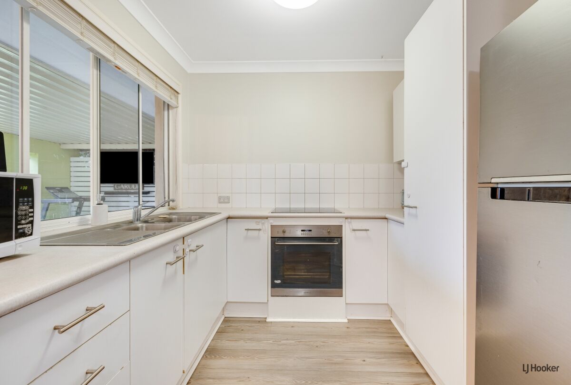 7 Blueberry Court, BANORA POINT
