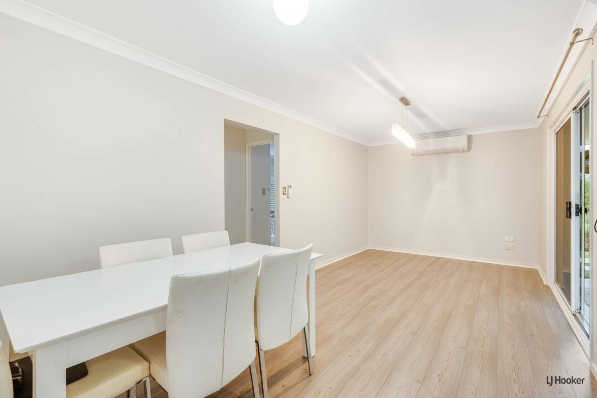 7 Blueberry Court, BANORA POINT