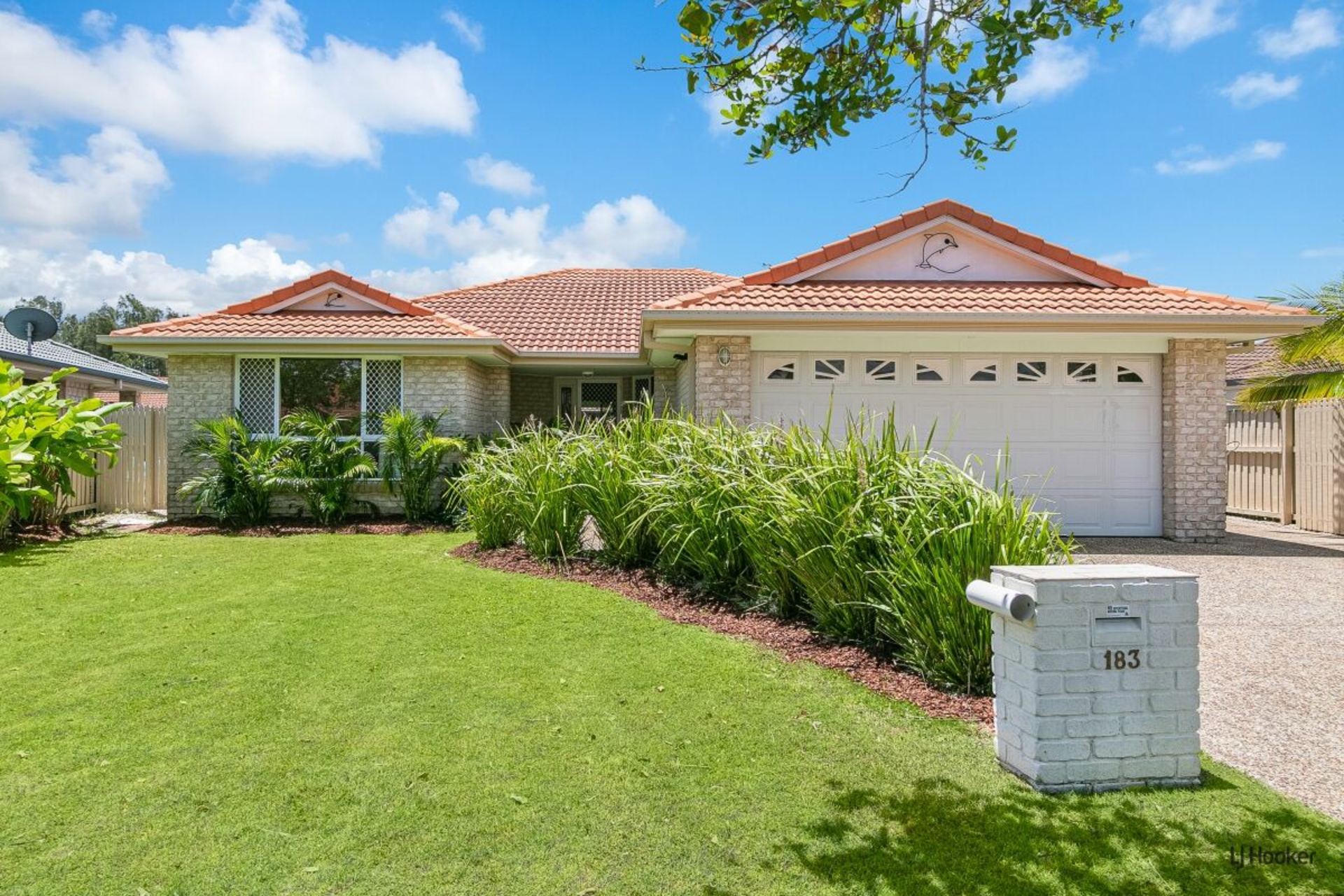 183 Botanical Circuit, BANORA POINT