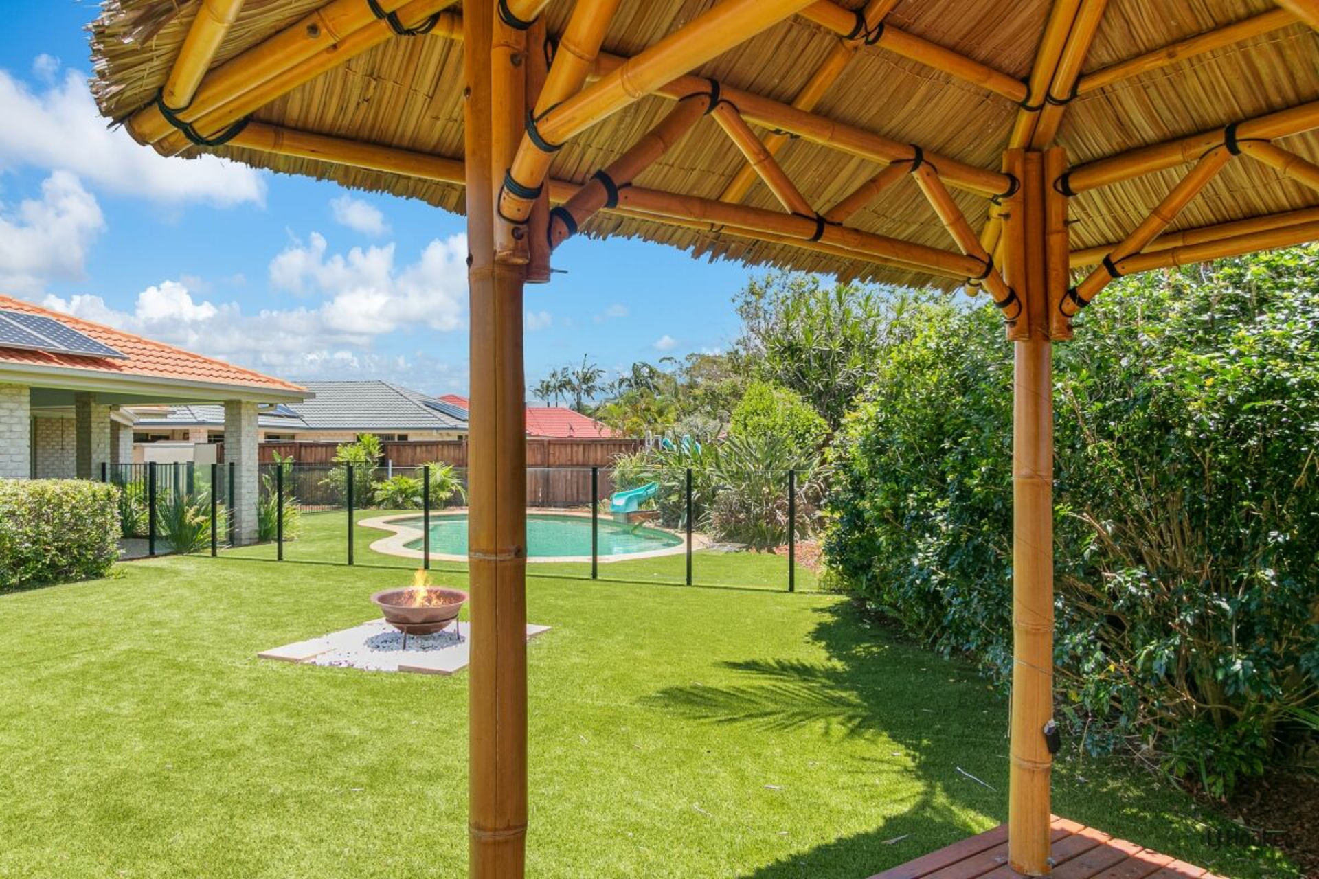 183 Botanical Circuit, BANORA POINT
