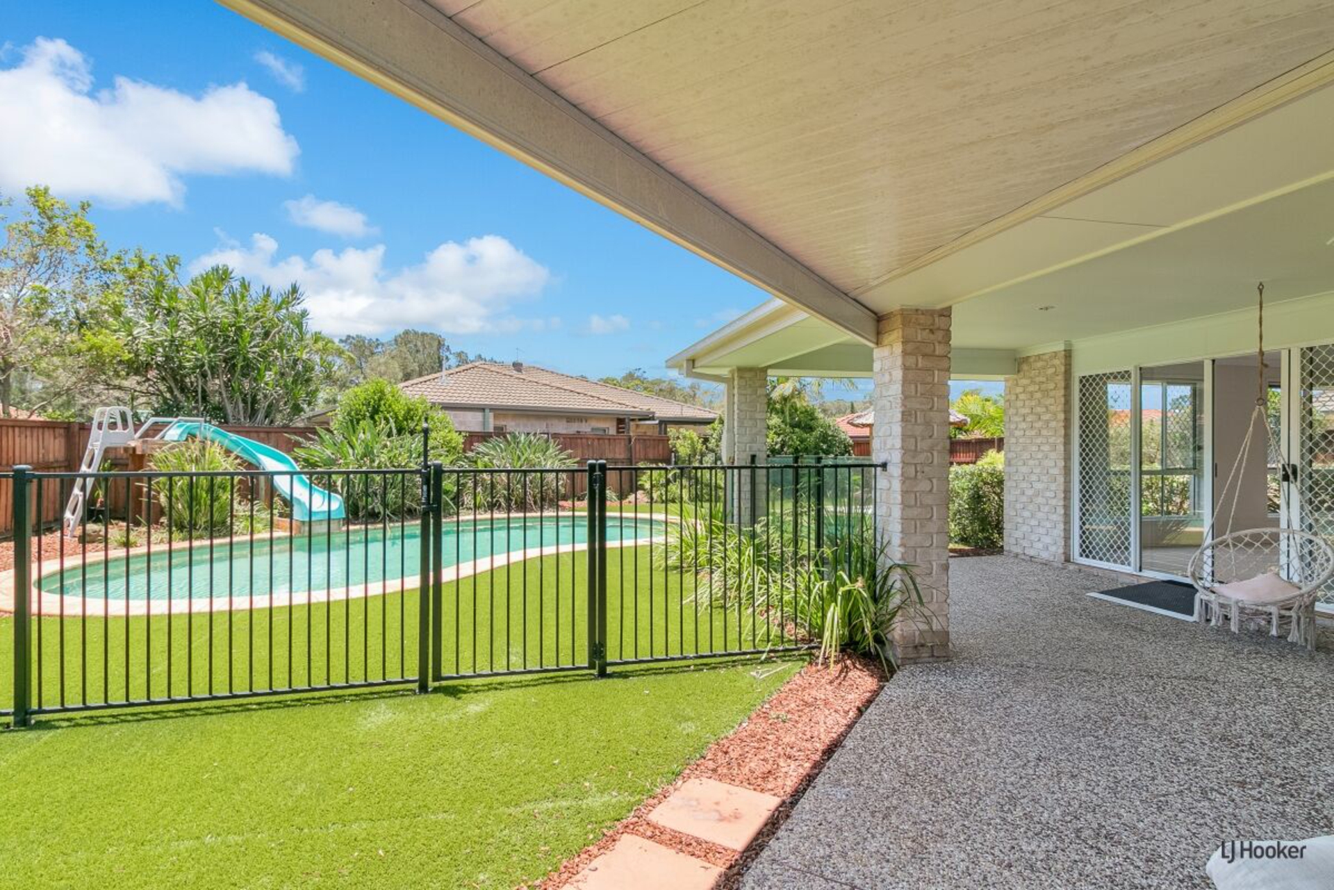 183 Botanical Circuit, BANORA POINT