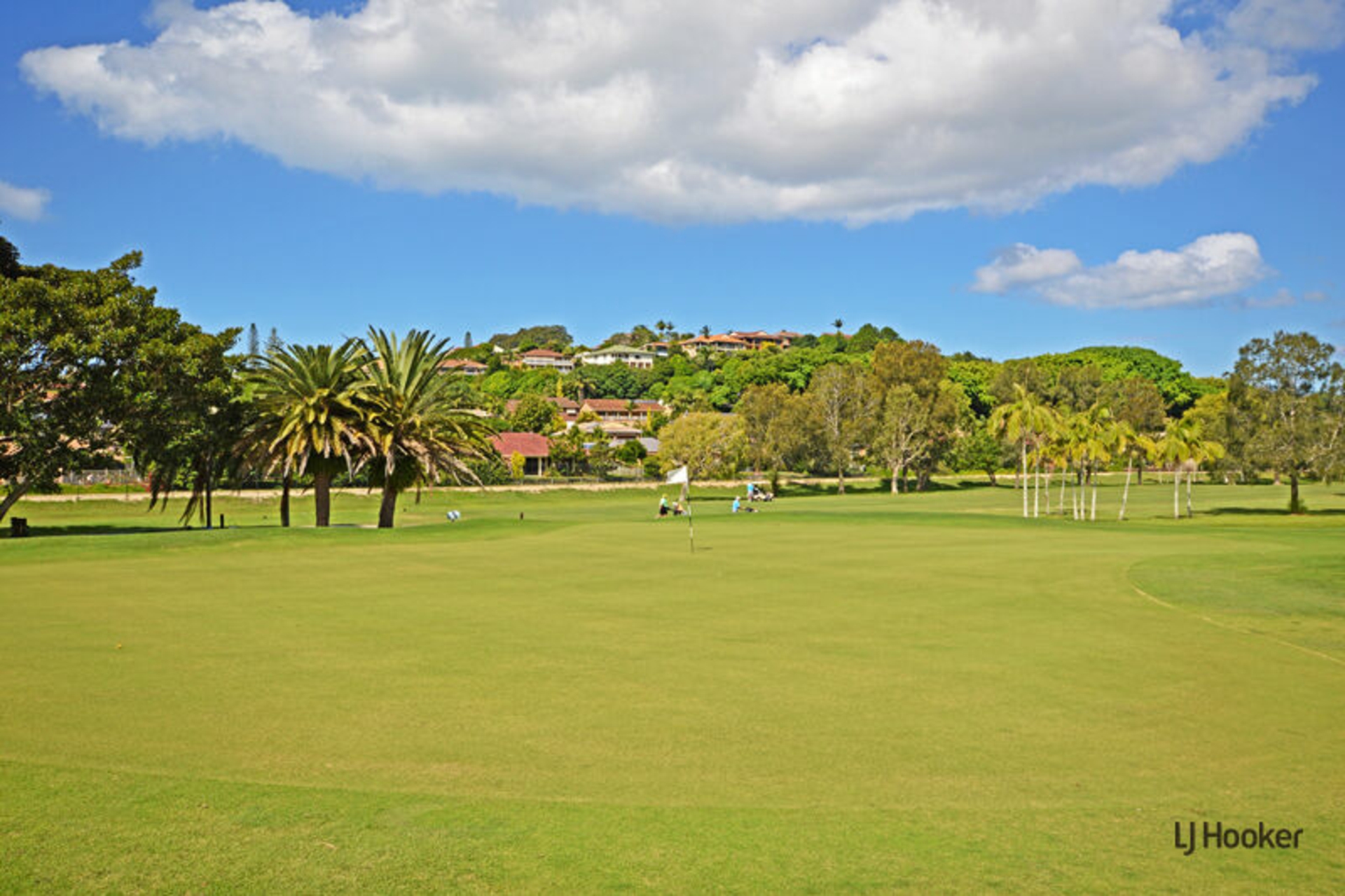 183 Botanical Circuit, BANORA POINT