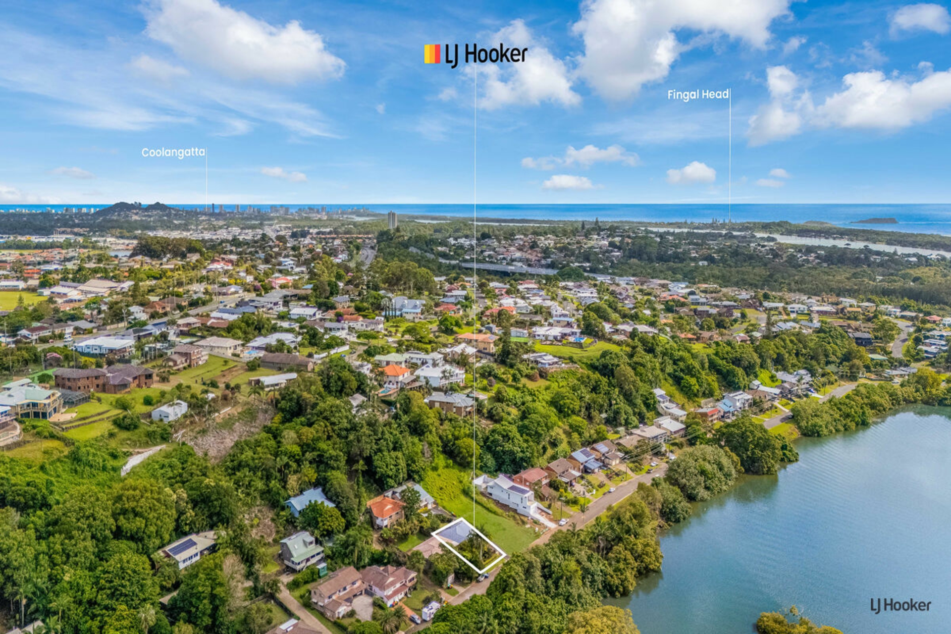 1/65 Bimbadeen Avenue, BANORA POINT