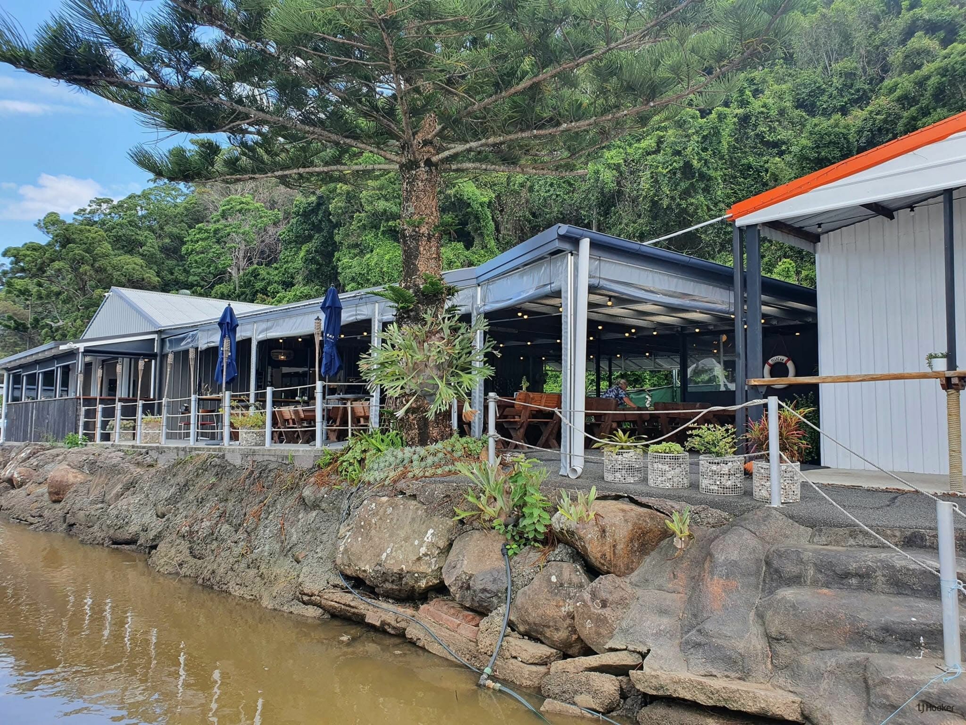 162A Broadwater Esplanade, BILAMBIL HEIGHTS
