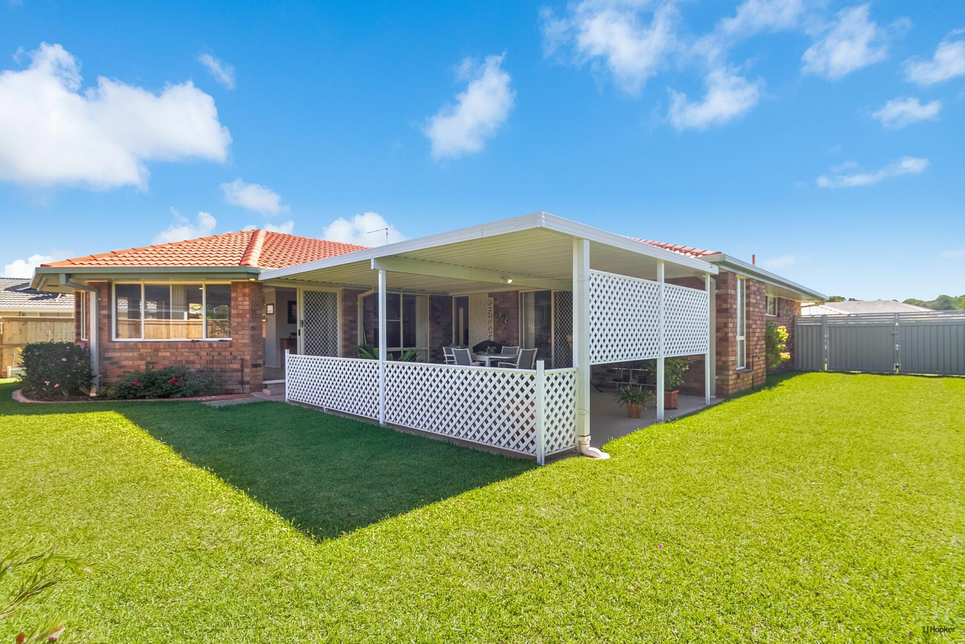 5 Rosnay Court, BANORA POINT