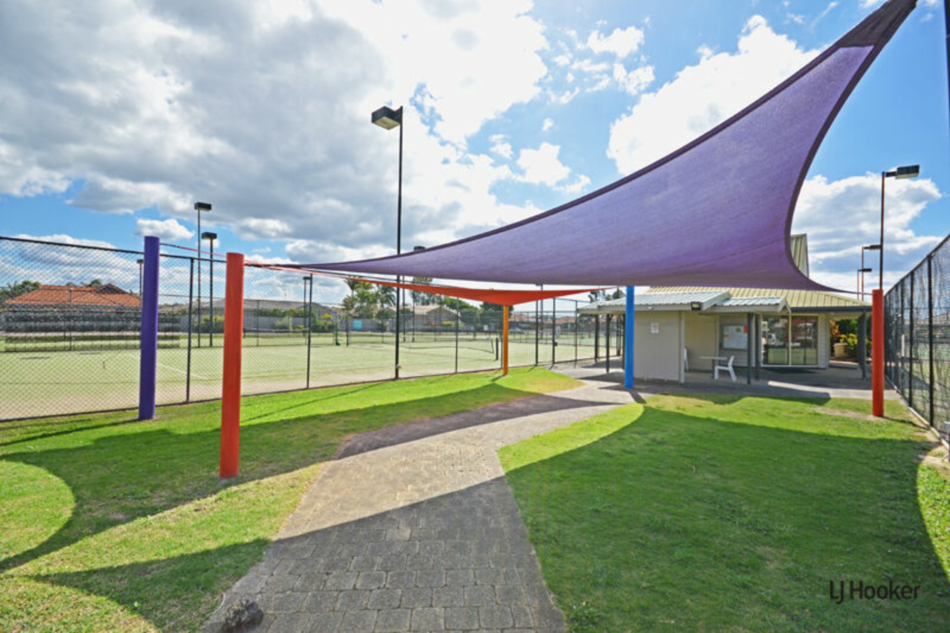 7 Blueberry Court, BANORA POINT