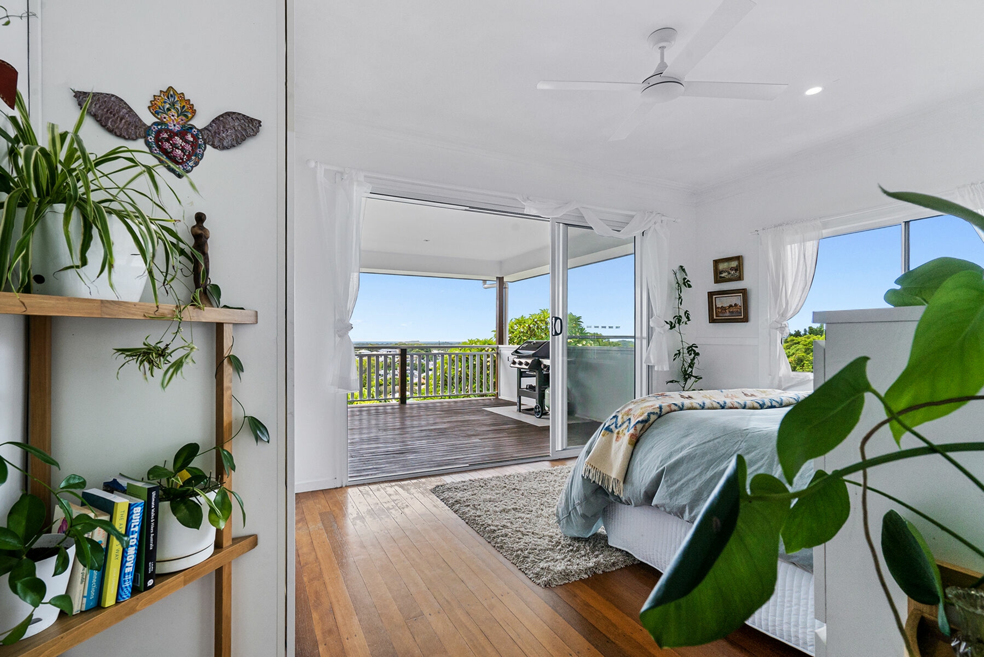 Charles Street, TWEED HEADS