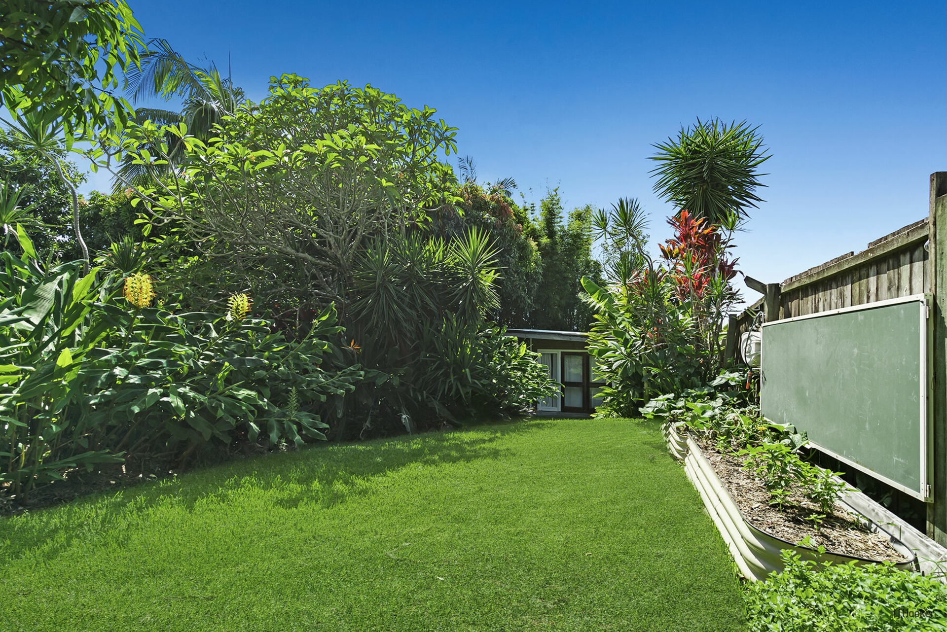 Charles Street, TWEED HEADS