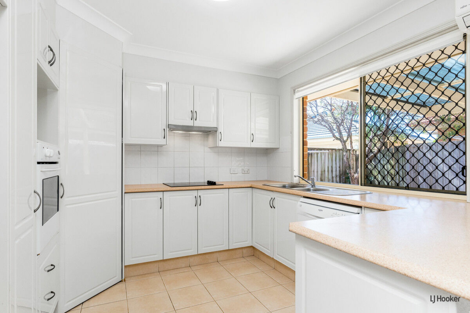 1/11 Magnolia Crescent, BANORA POINT