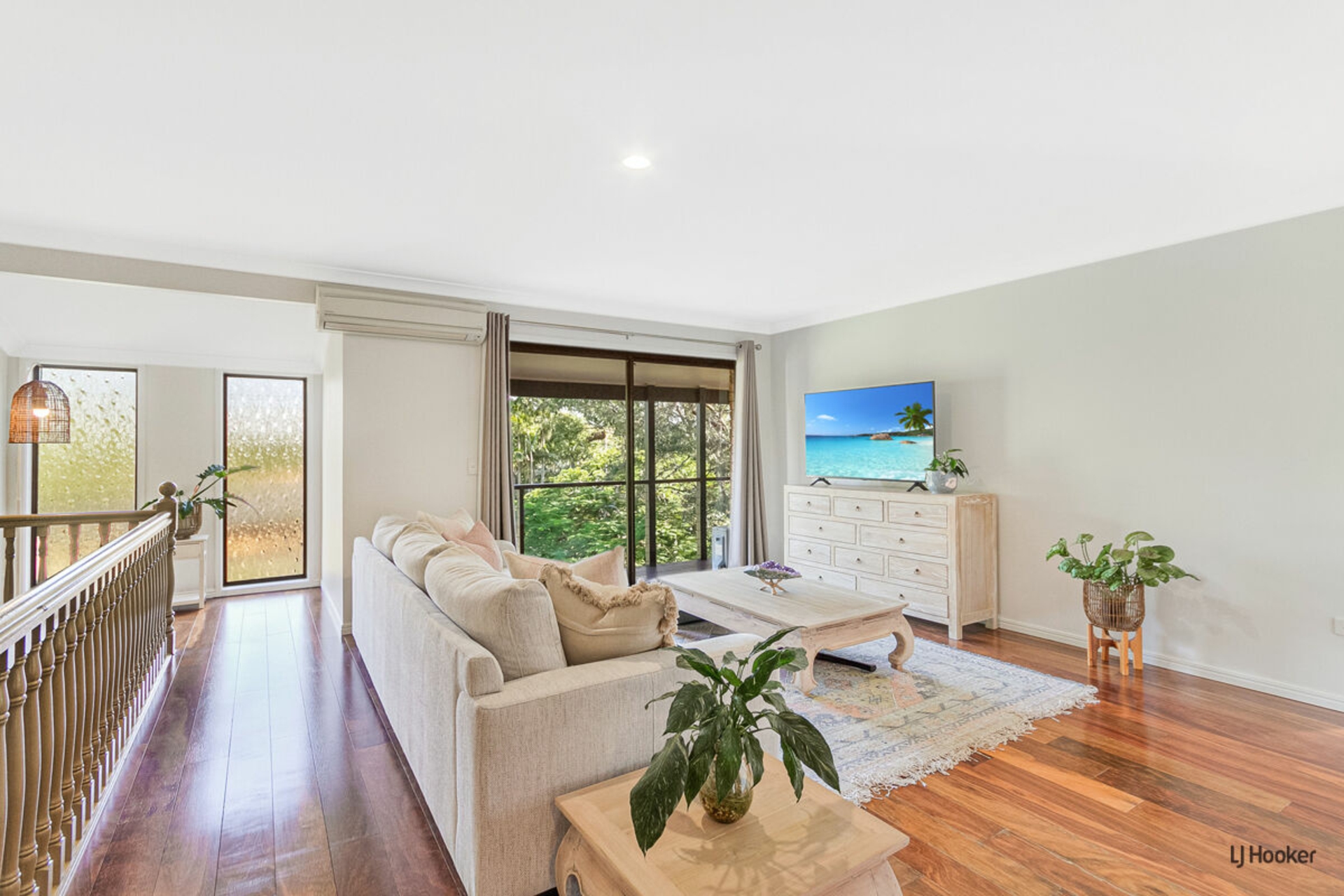 15 Kiora Street, BANORA POINT