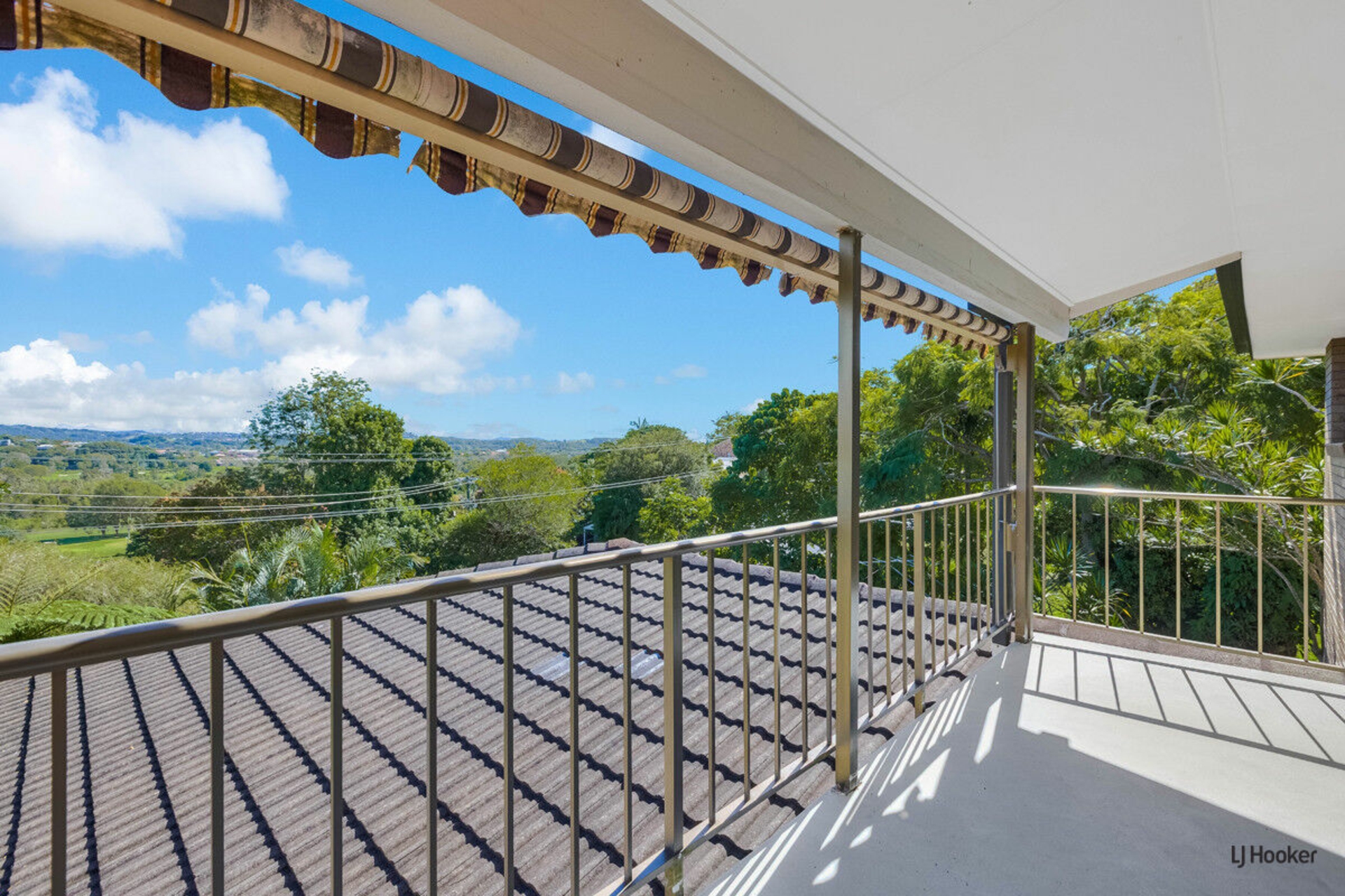 2/28 Cominan Avenue, BANORA POINT