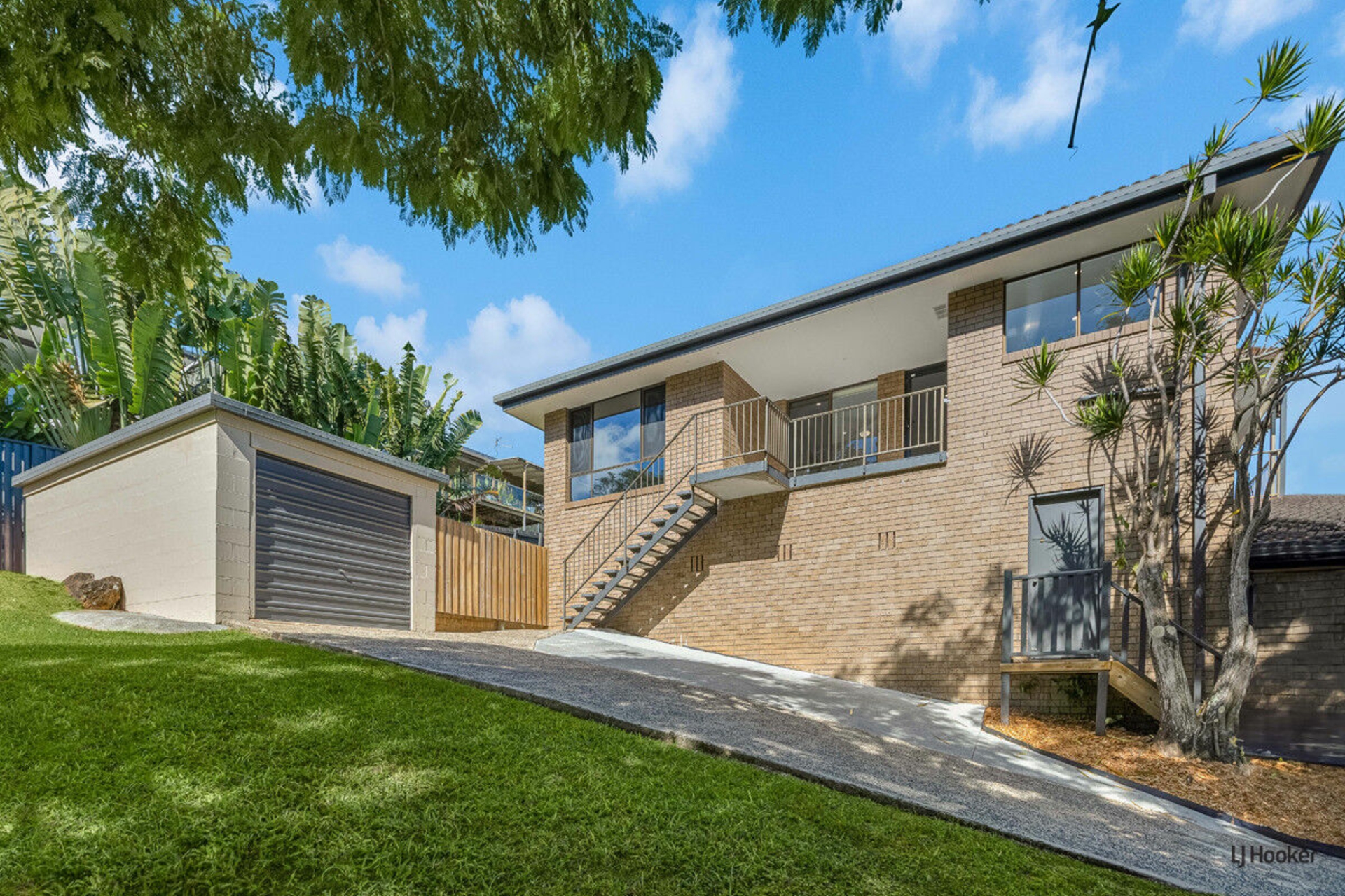 2/28 Cominan Avenue, BANORA POINT