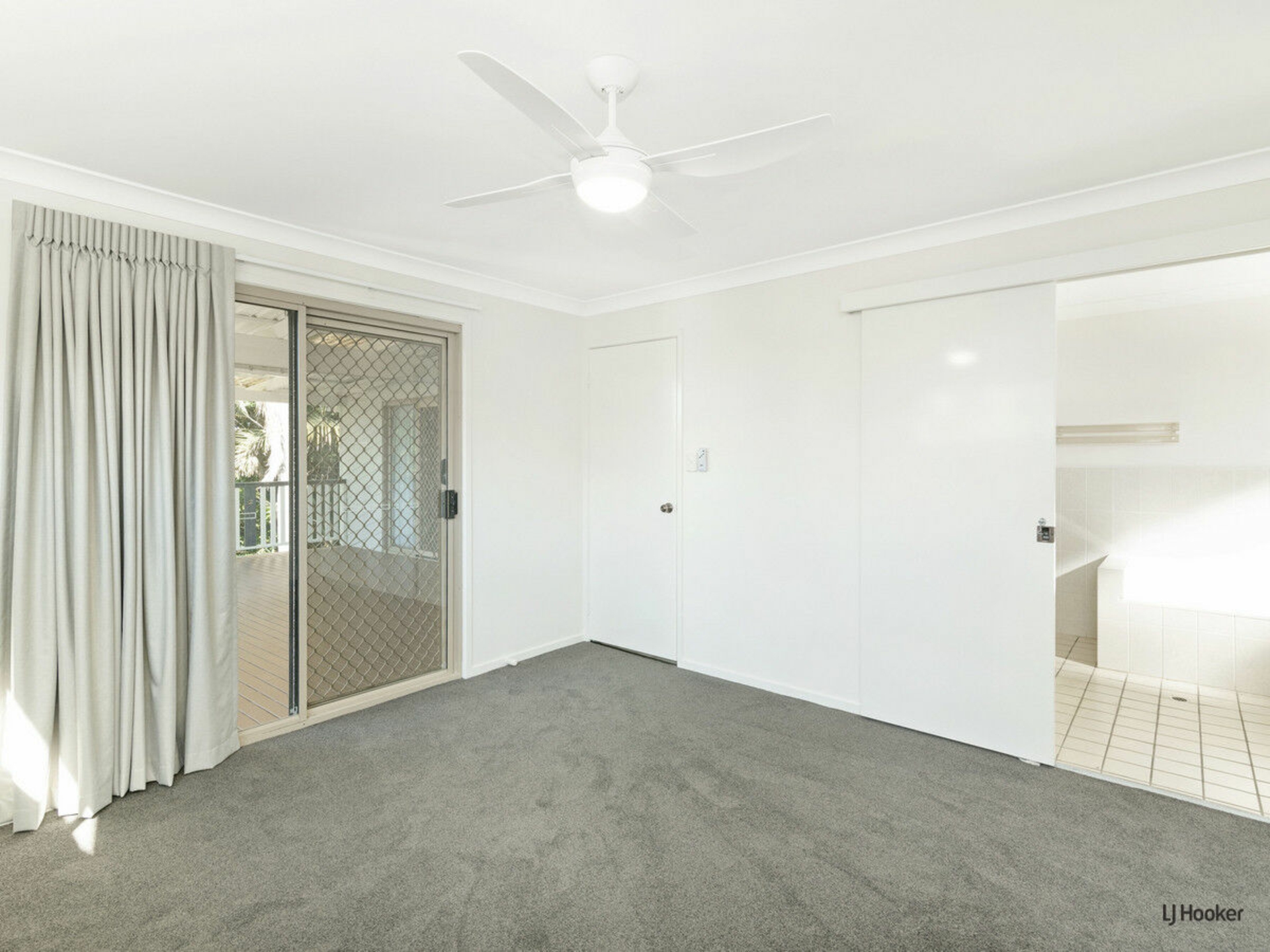 36 Martinelli Avenue, BANORA POINT