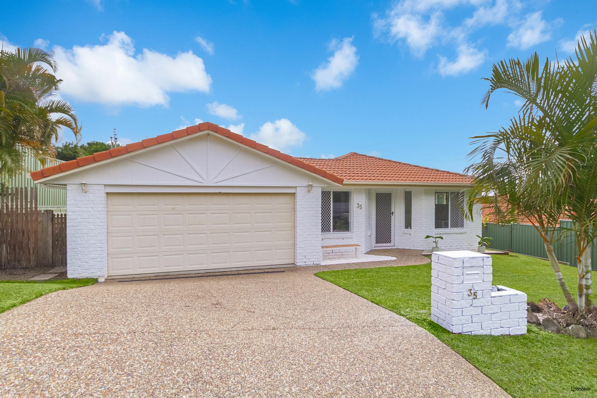 35 Kildare Drive, BANORA POINT