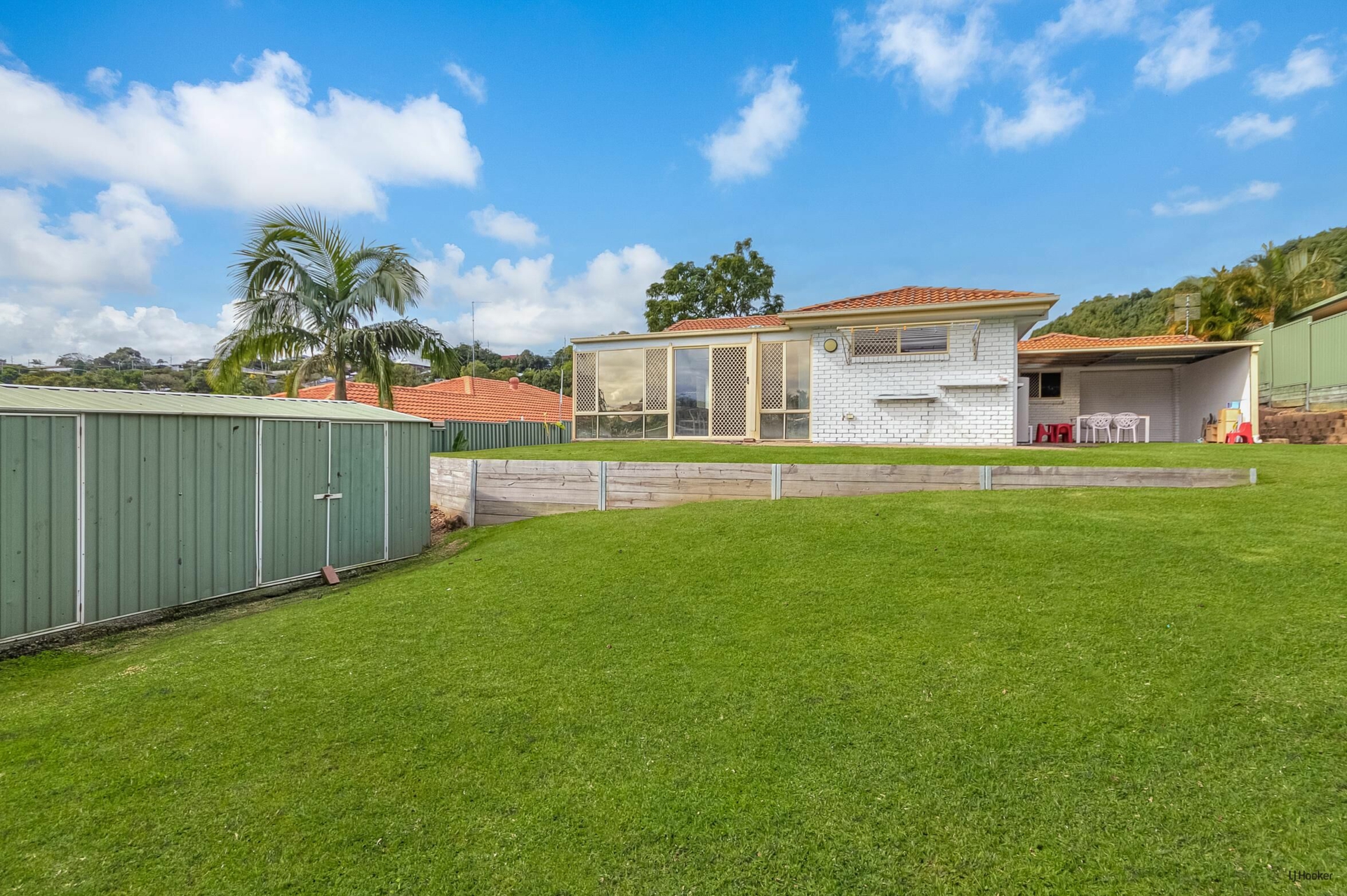 35 Kildare Drive, BANORA POINT