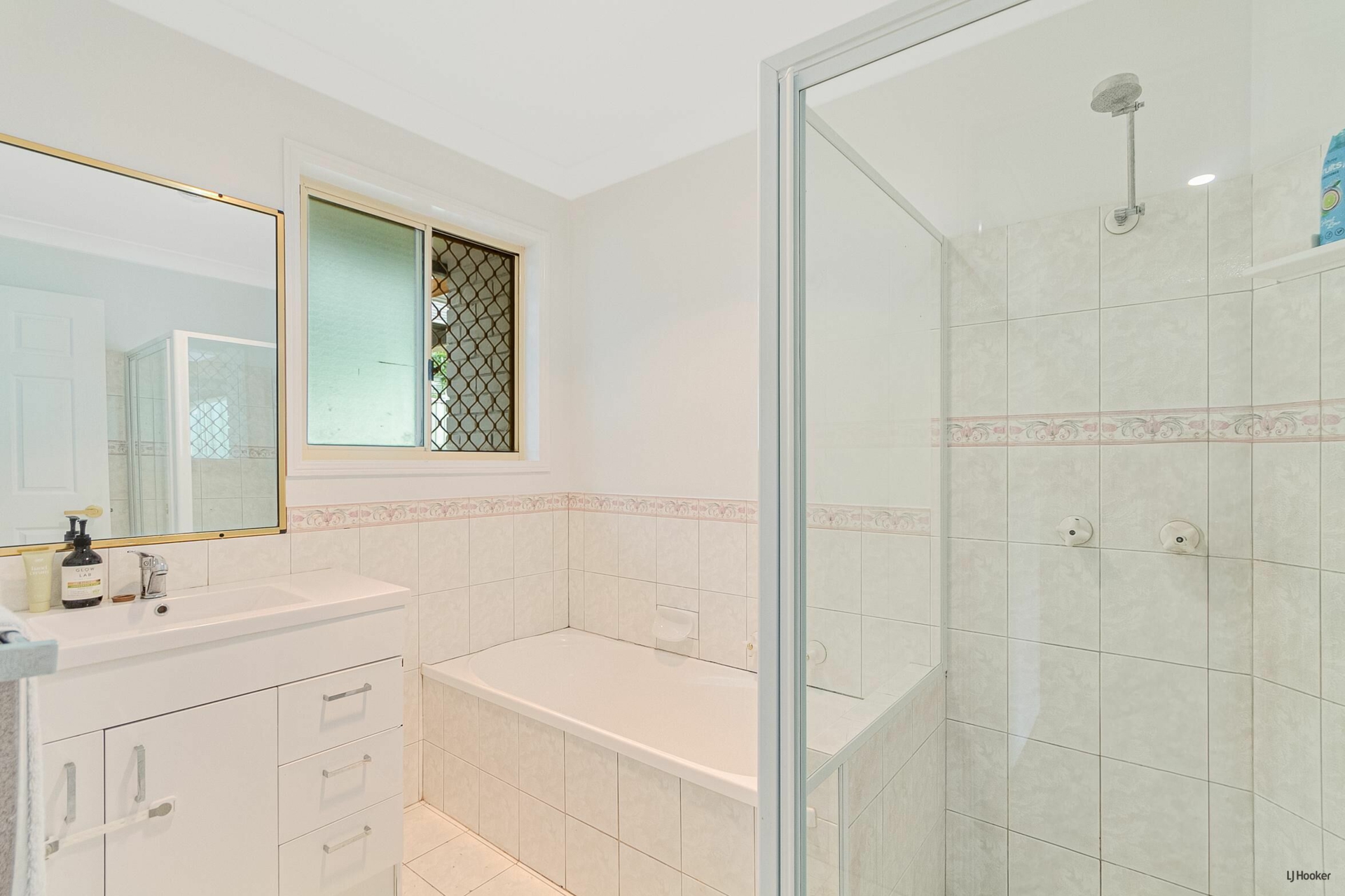 35 Kildare Drive, BANORA POINT