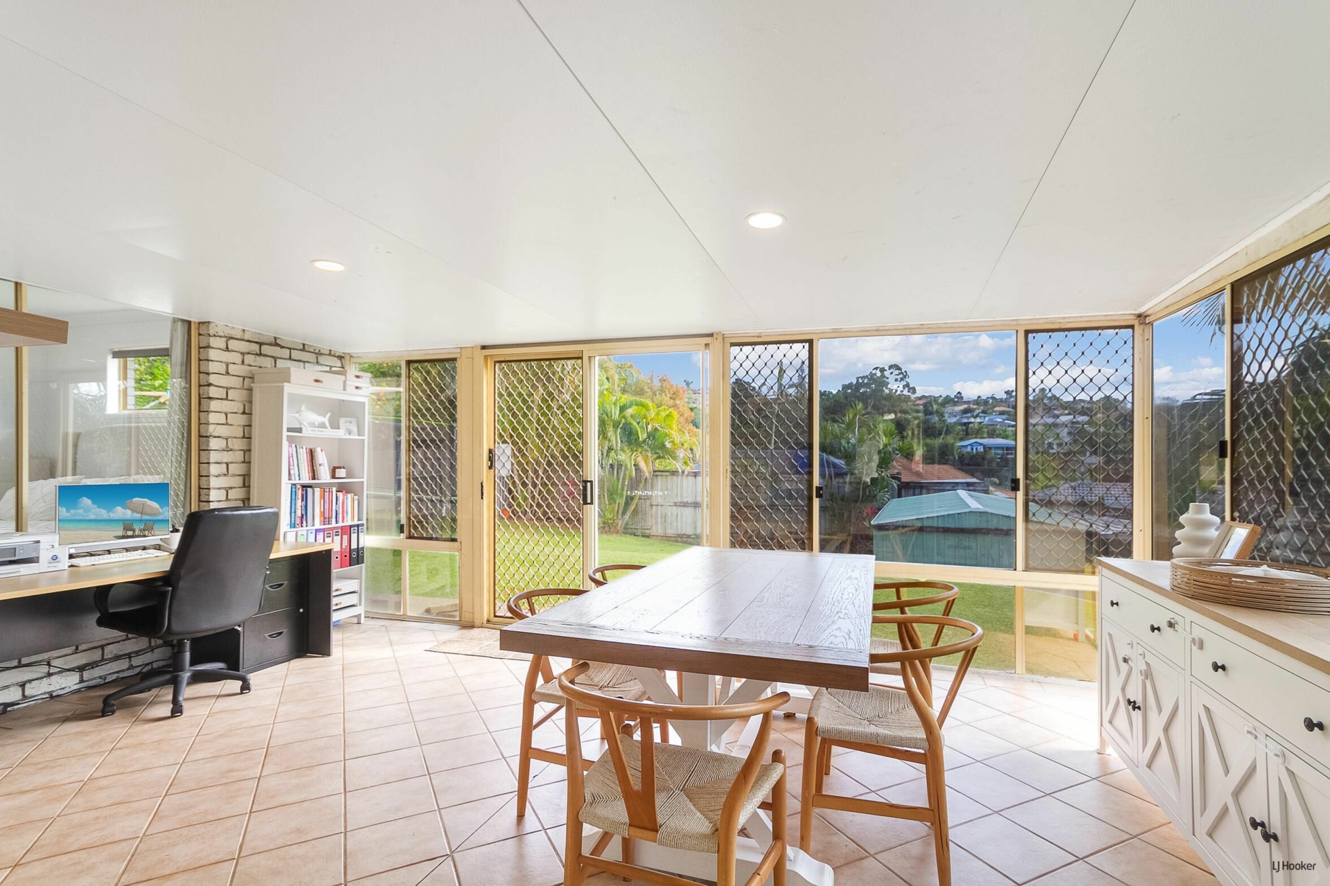 35 Kildare Drive, BANORA POINT