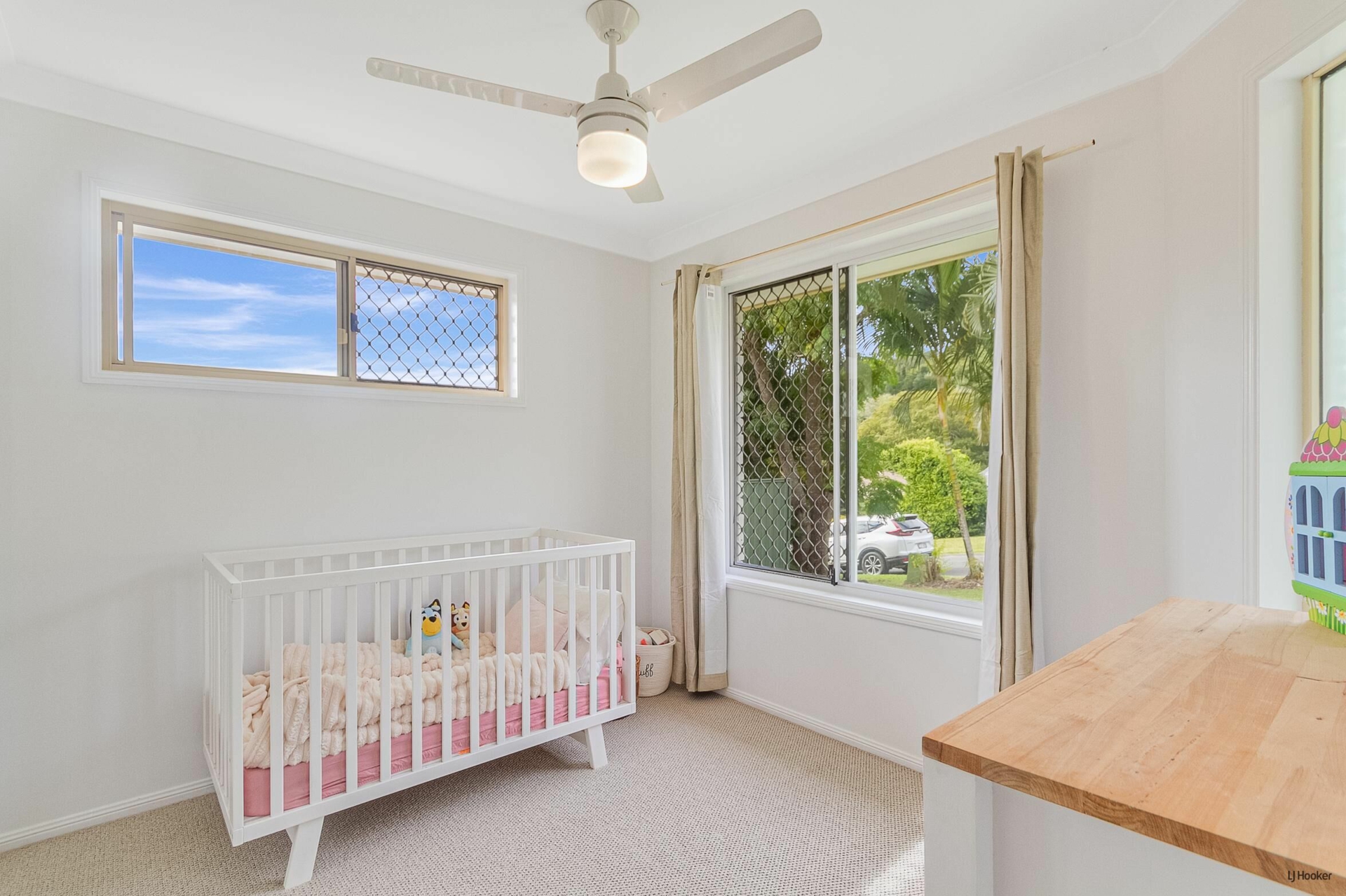 35 Kildare Drive, BANORA POINT