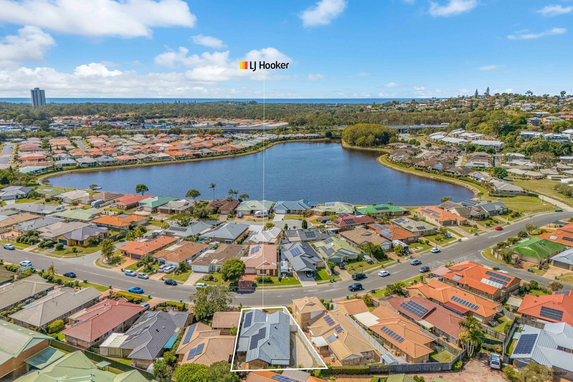 35 Winders Place, Banora Point