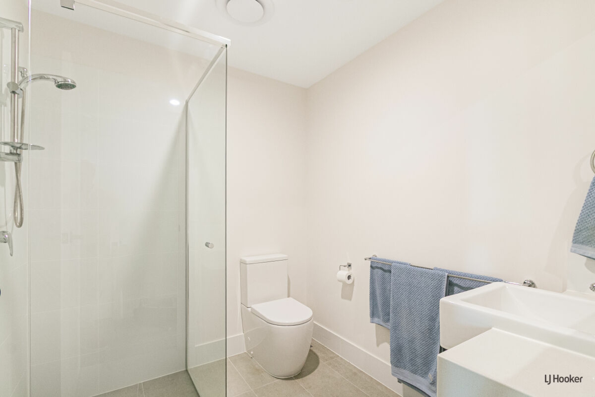 7/36 Dry Dock Road — photo 9 of 15