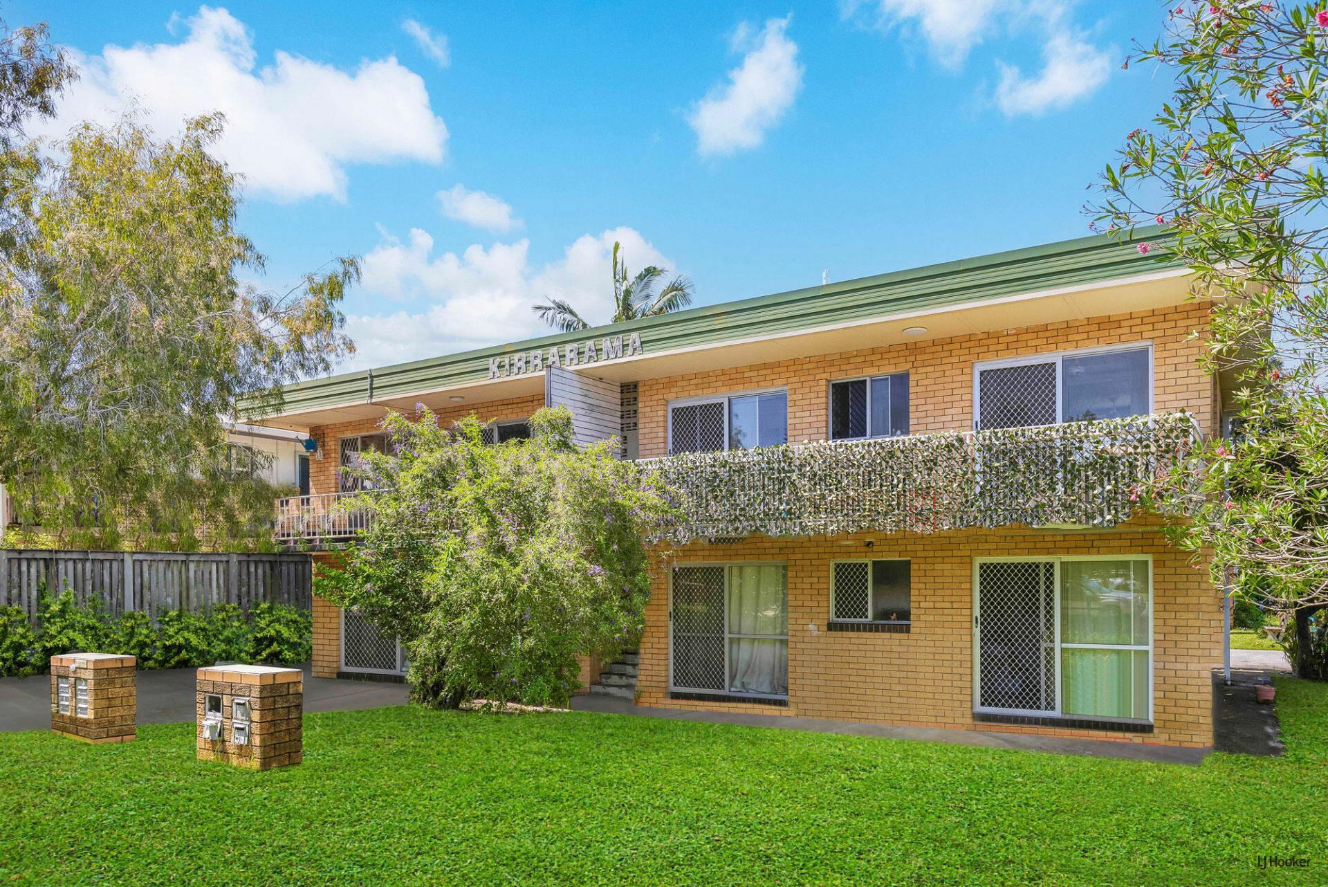 1/34 Coolangatta Road — photo 10 of 22