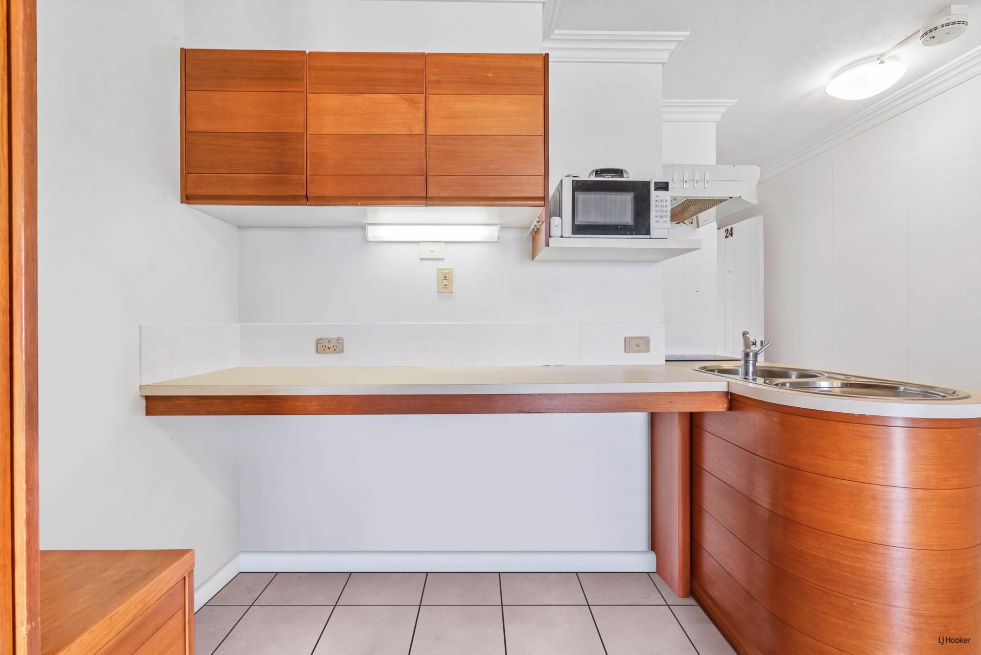 24/61 Marana Street — photo 8 of 13