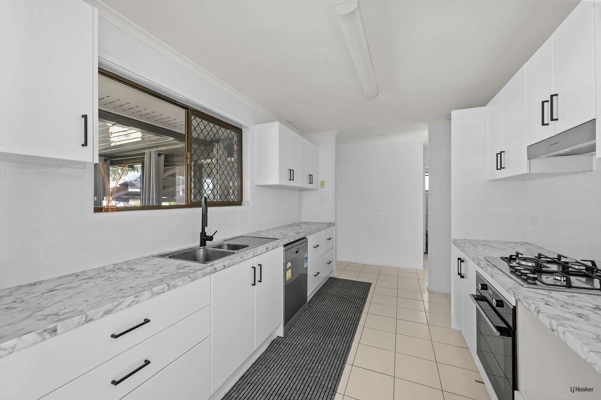 9 Acacia Street — photo 6 of 14