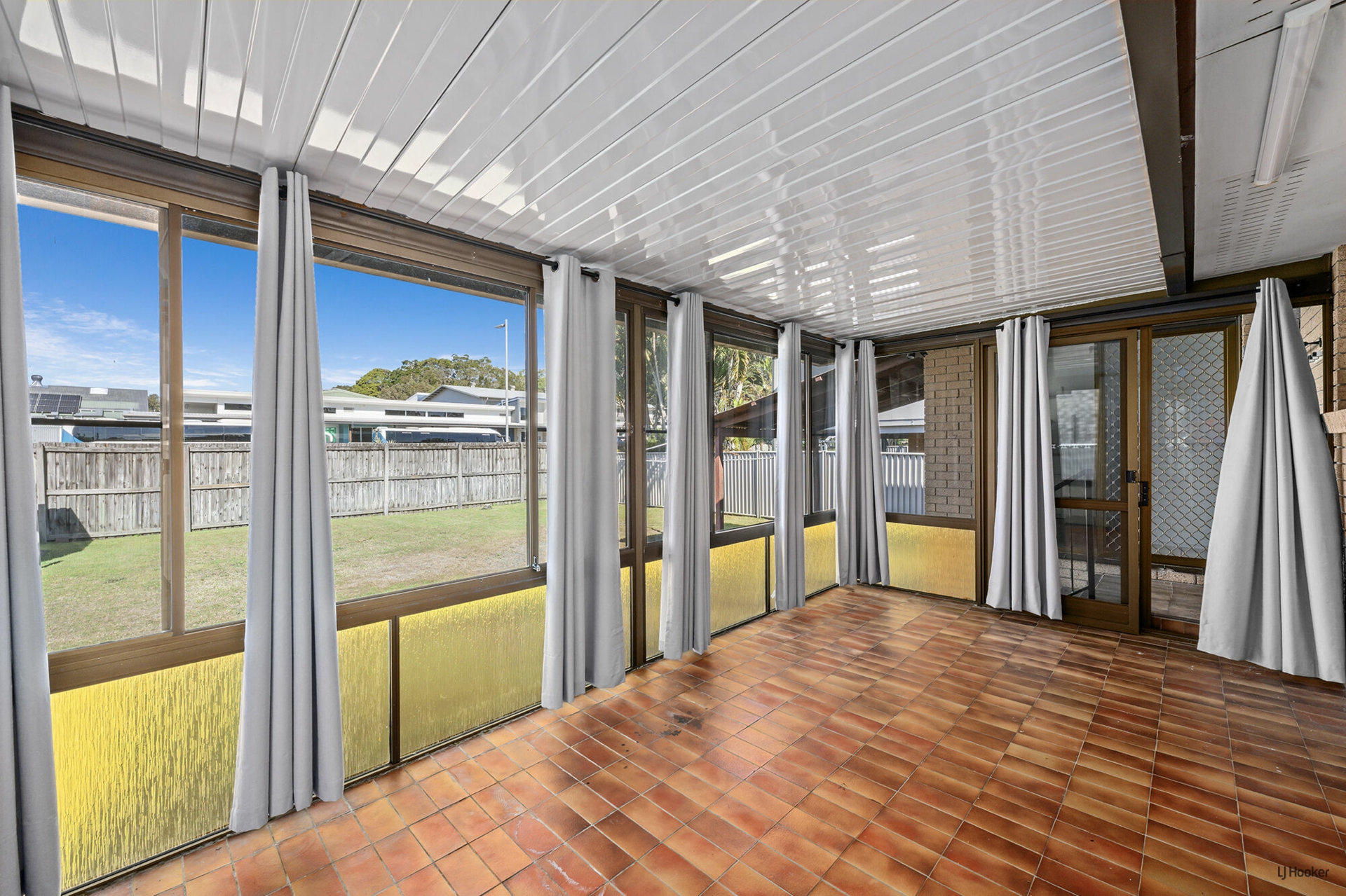 9 Acacia Street — photo 10 of 14