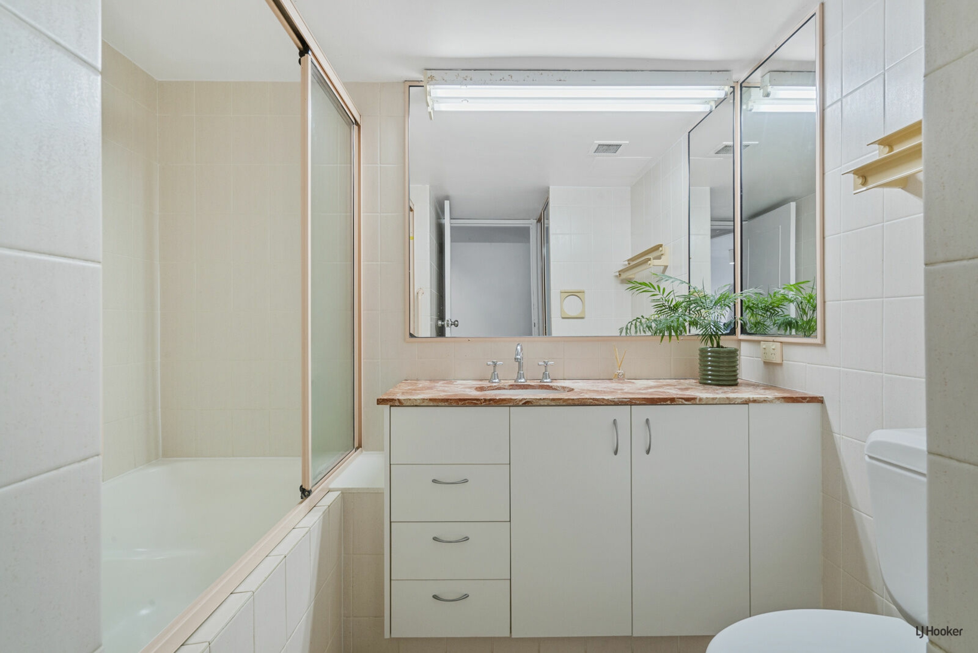 11/61 Marana Street — photo 7 of 12