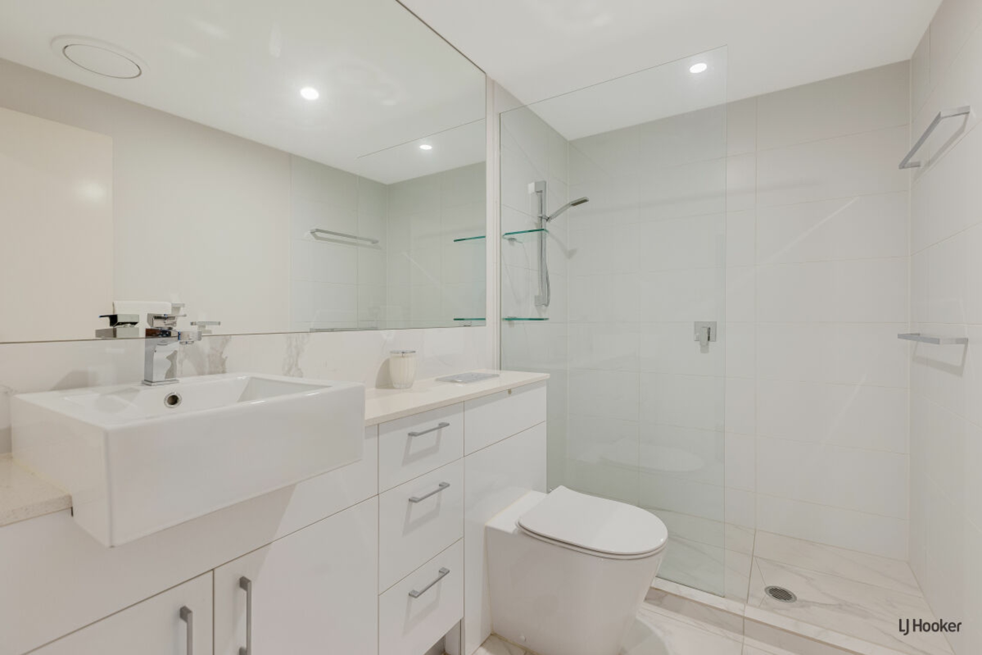 404/37 Bay Street — photo 7 of 16