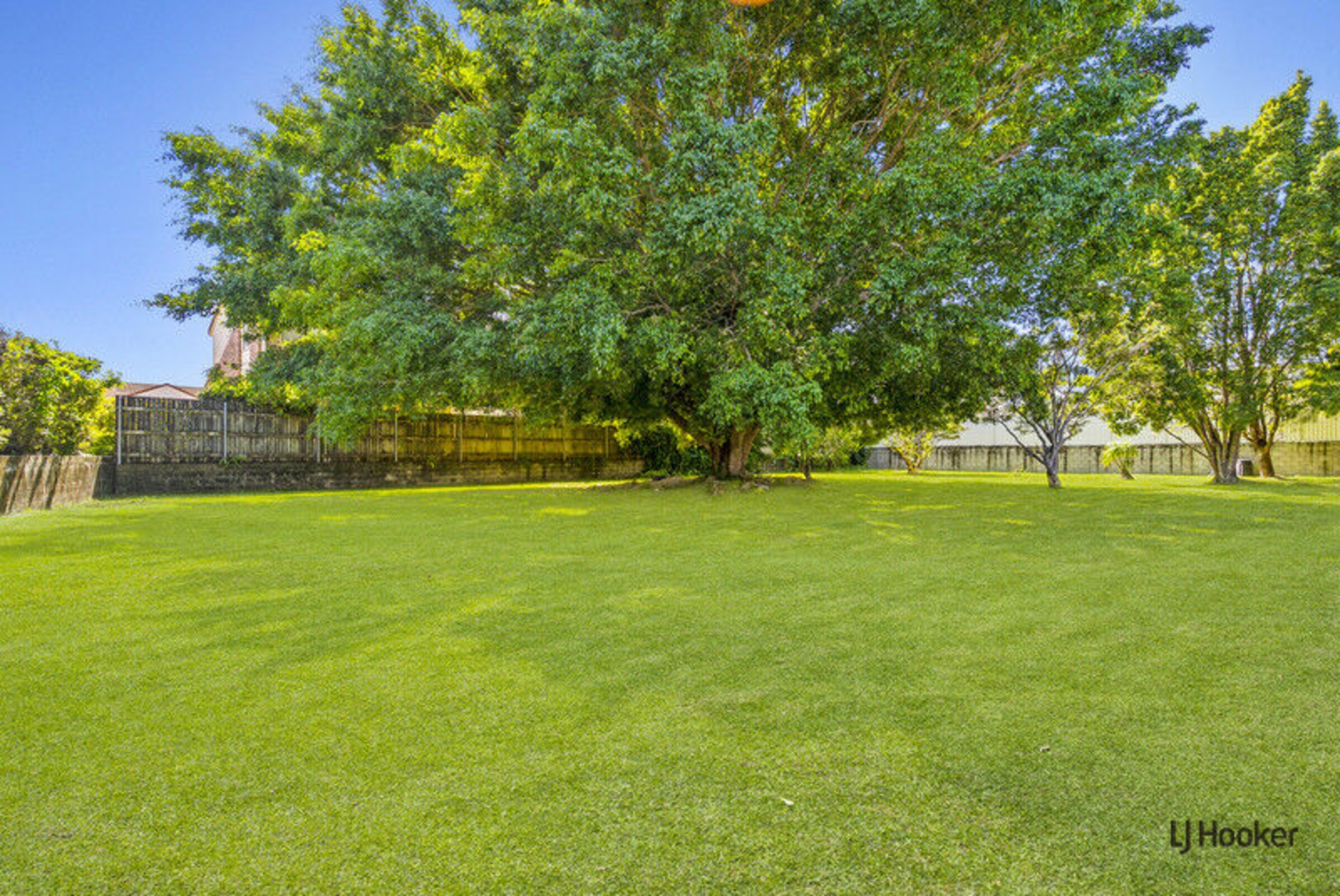 1/193 Kennedy Drive — photo 9 of 11