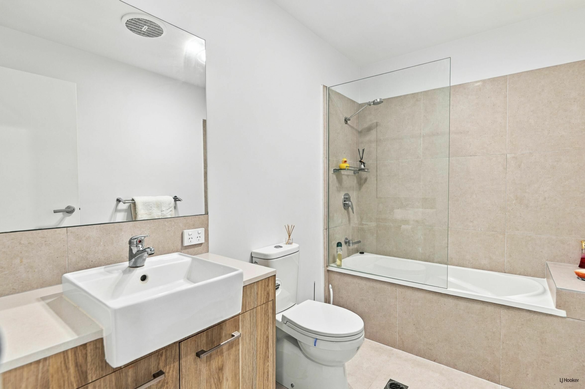 3/11 Parry Street — photo 12 of 15
