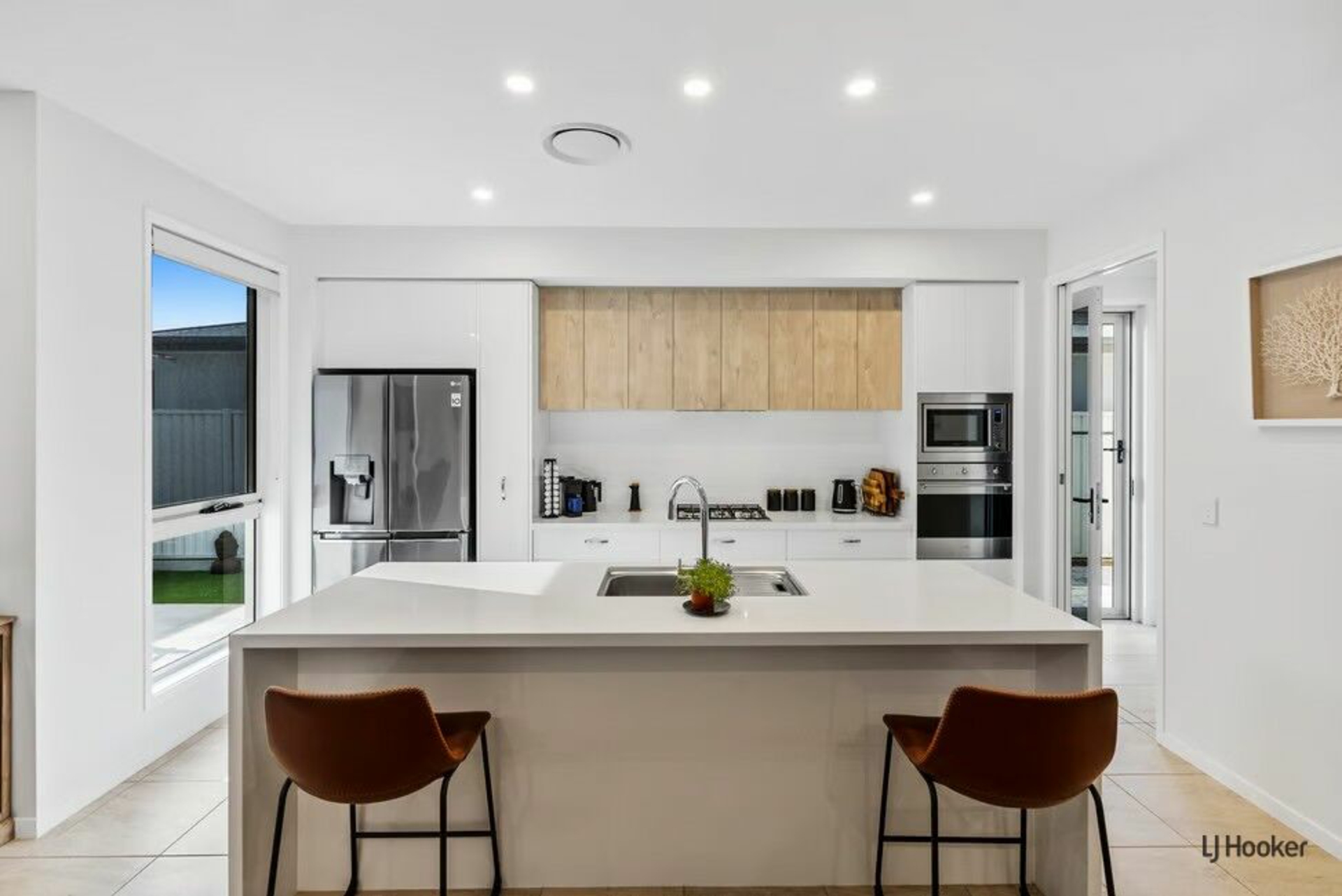 16/32 Fraser Drive — photo 5 of 27