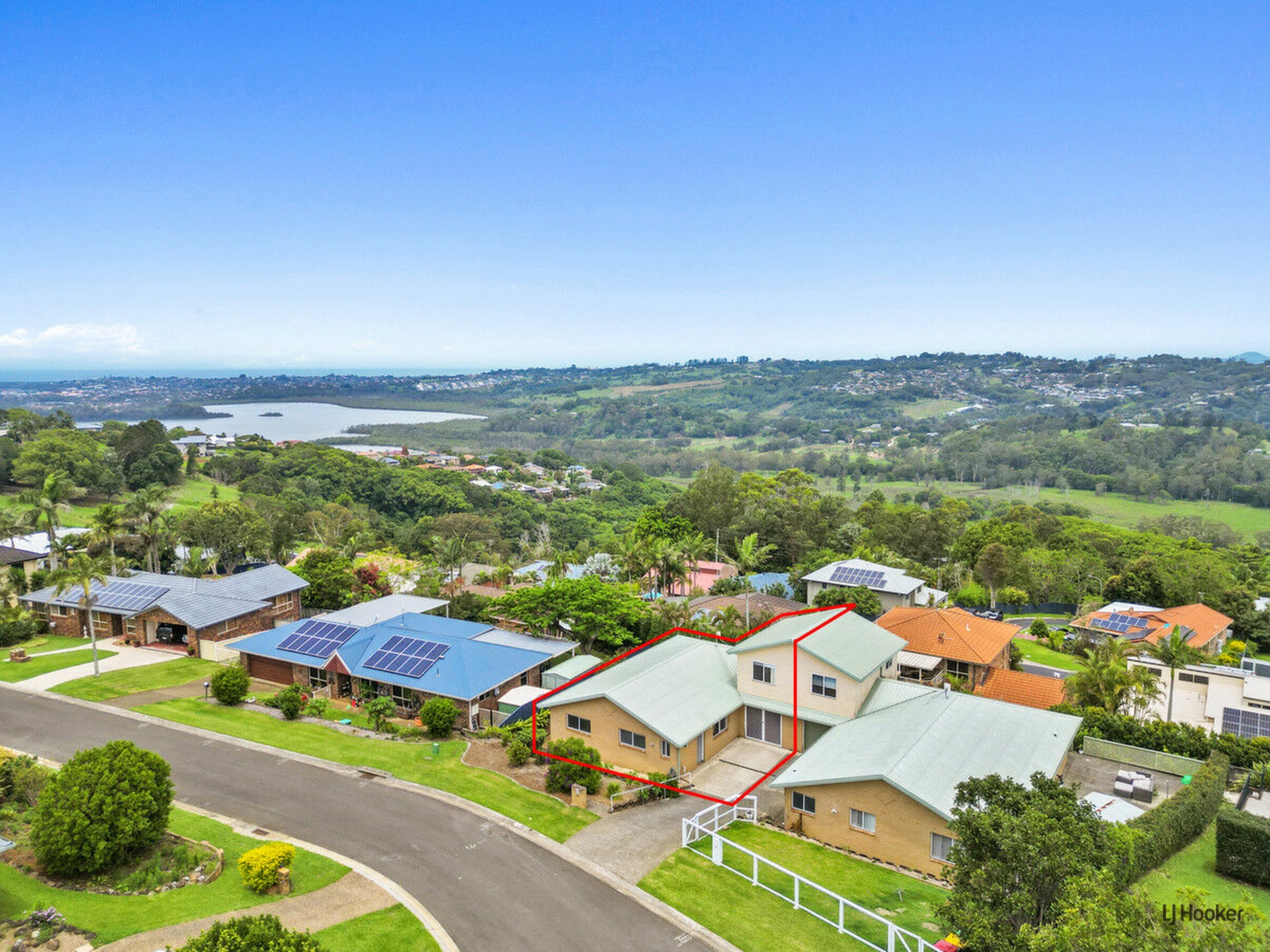 4A Lamanda Court — photo from LJ Hooker Coolangatta | Tweed