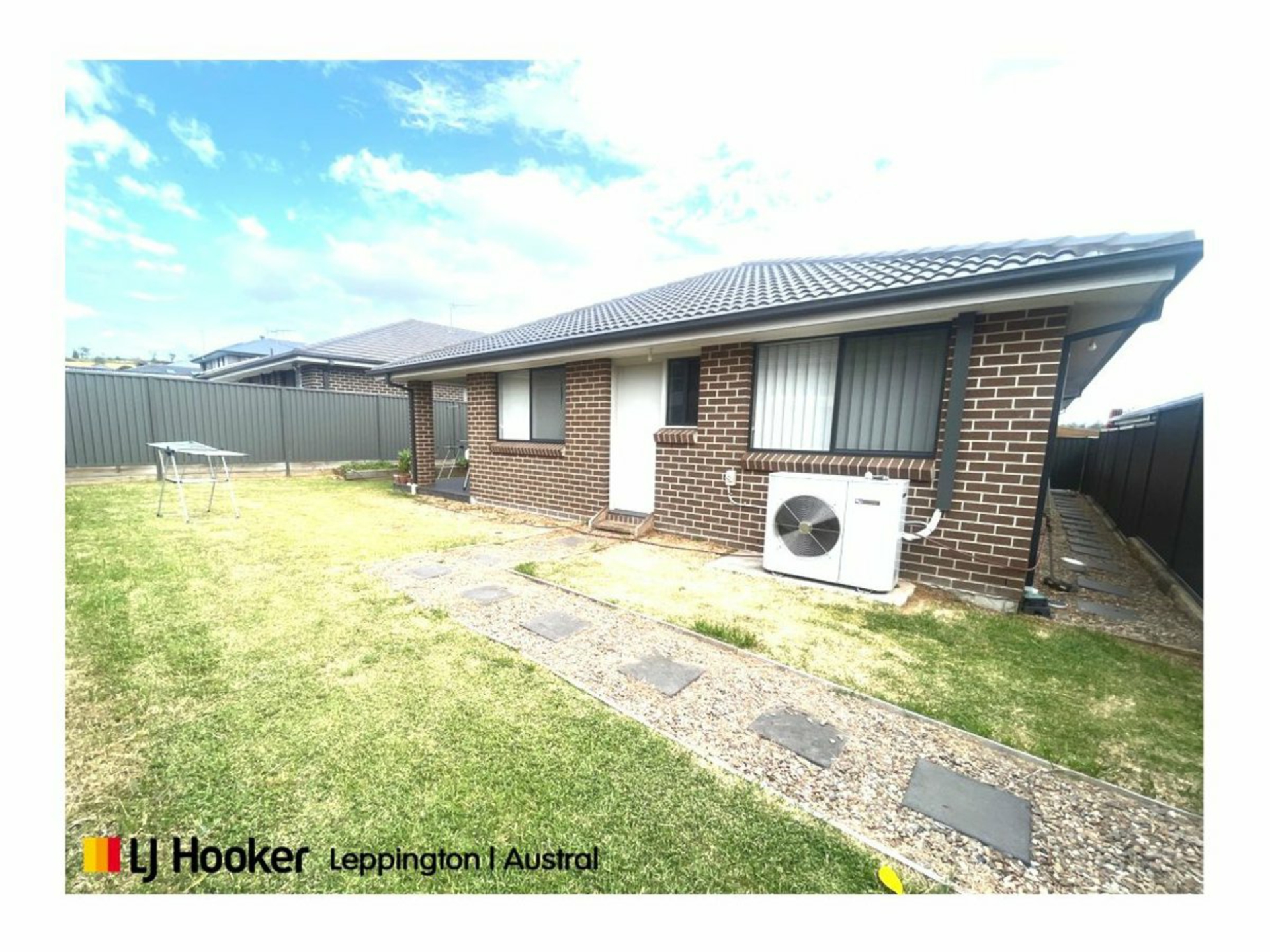 7 Sunstone Way, LEPPINGTON