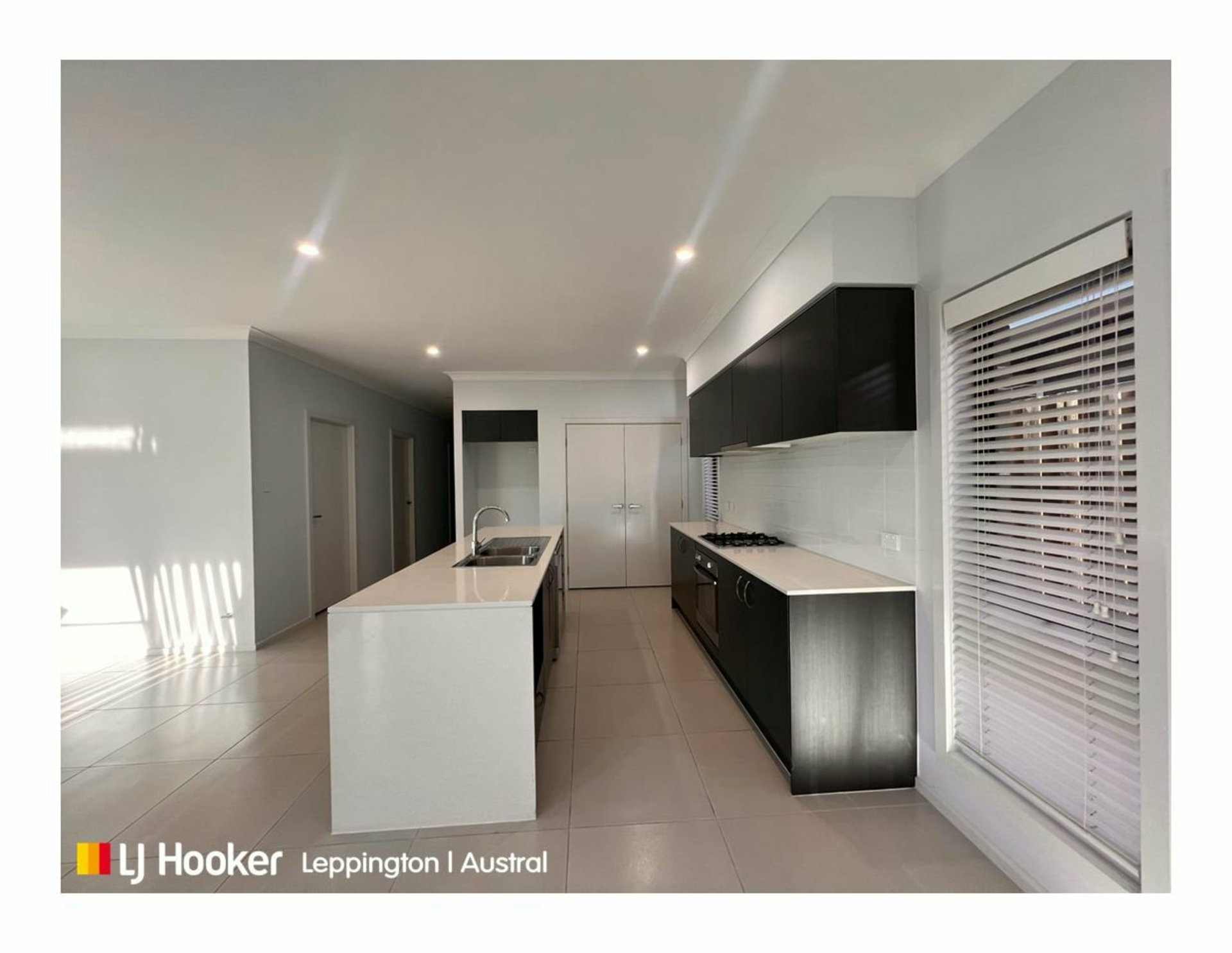 50 Air League Avenue, LEPPINGTON
